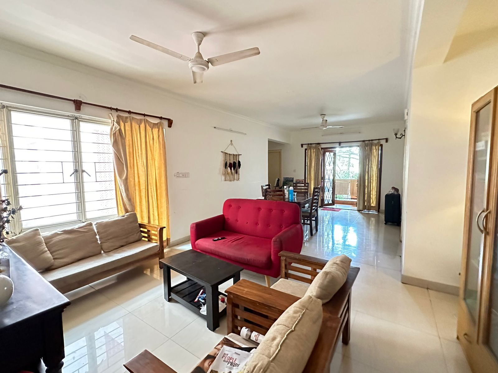 https://findmyroom-property-images-india.s3.ap-south-1.amazonaws.com/fcvzy-1719765182012-81037.jpg