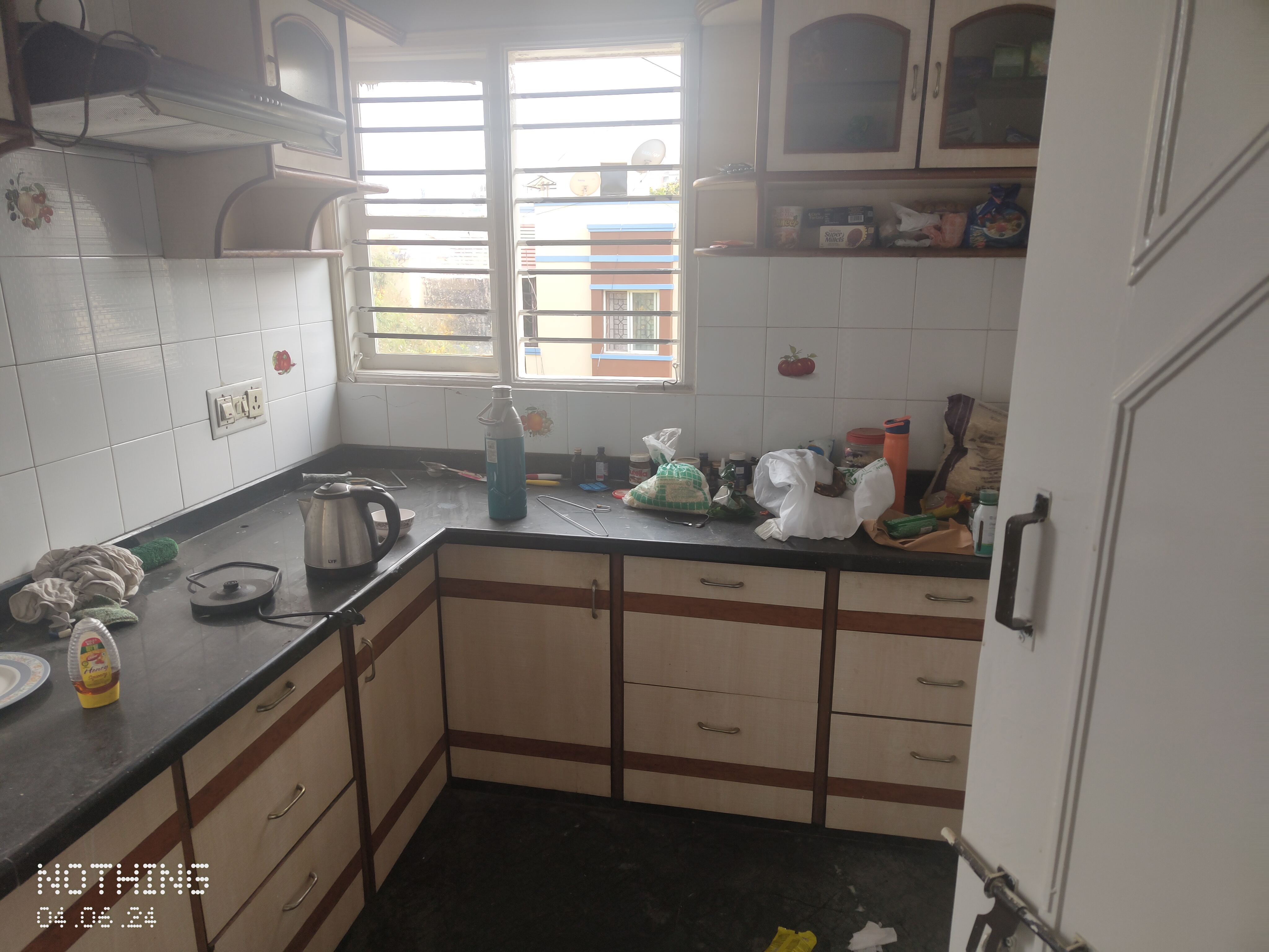 https://findmyroom-property-images-india.s3.ap-south-1.amazonaws.com/fjuck-1713648541666-34031.jpg