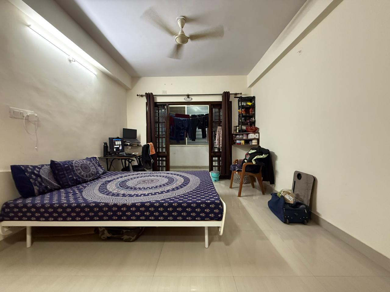 https://findmyroom-property-images-india.s3.ap-south-1.amazonaws.com/fklda-1771747134176-52635.jpeg