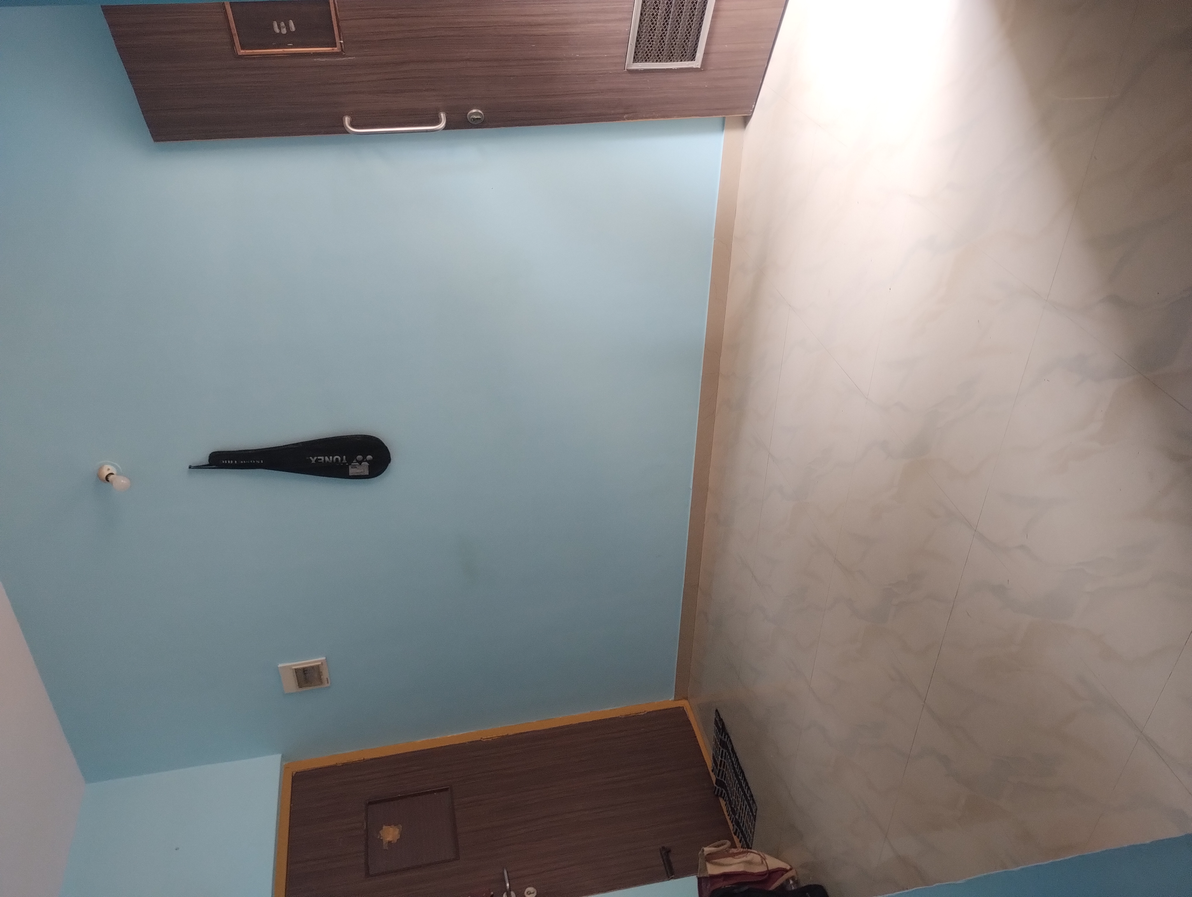 https://findmyroom-property-images-india.s3.ap-south-1.amazonaws.com/fmozl-1734850808403-73367.jpg