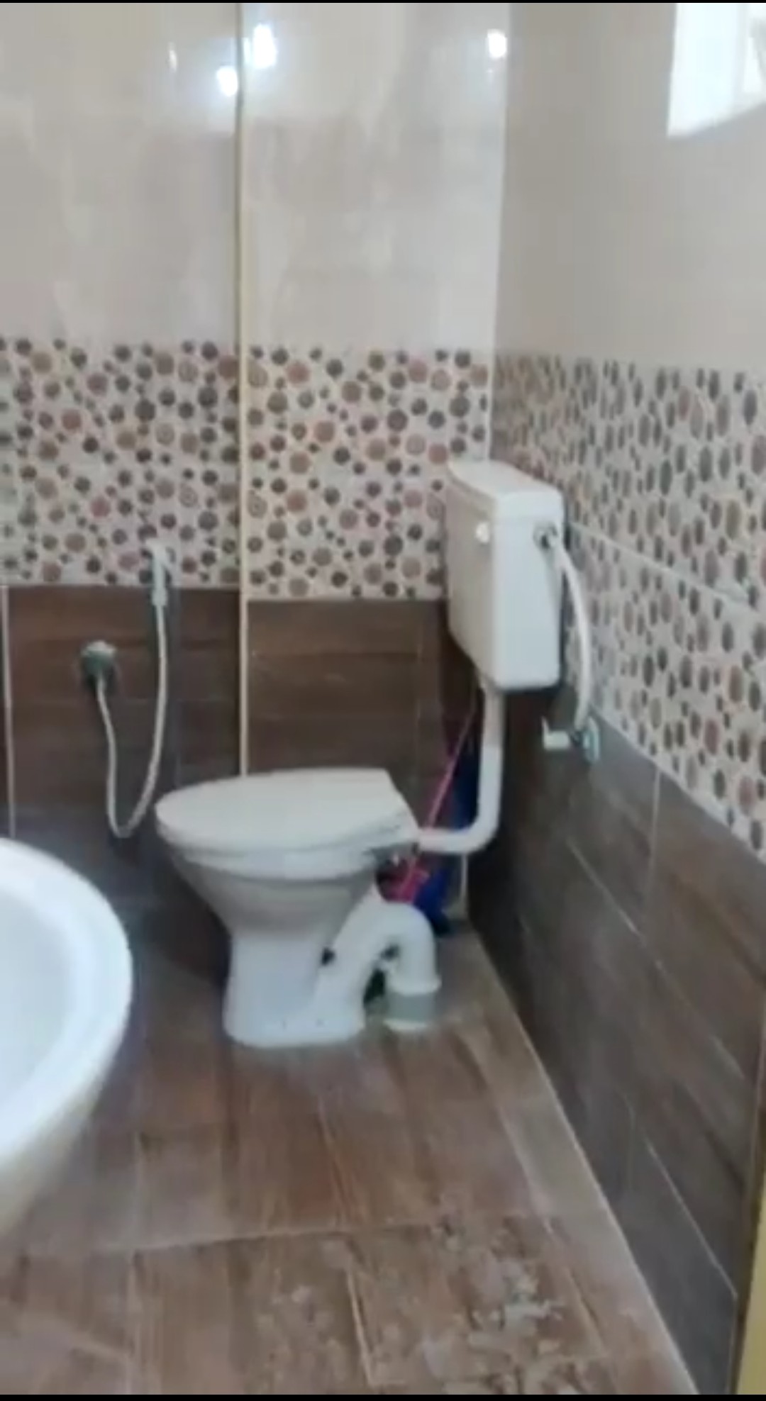 https://findmyroom-property-images-india.s3.ap-south-1.amazonaws.com/fyexa-1669609621860-55844.jpg
