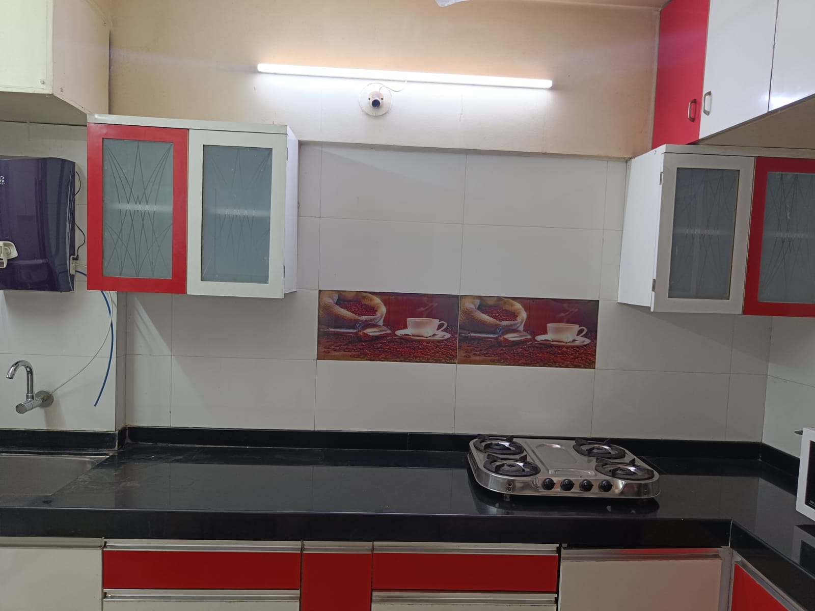 https://findmyroom-property-images-india.s3.ap-south-1.amazonaws.com/fywsc-1713903916762-42524.jpg