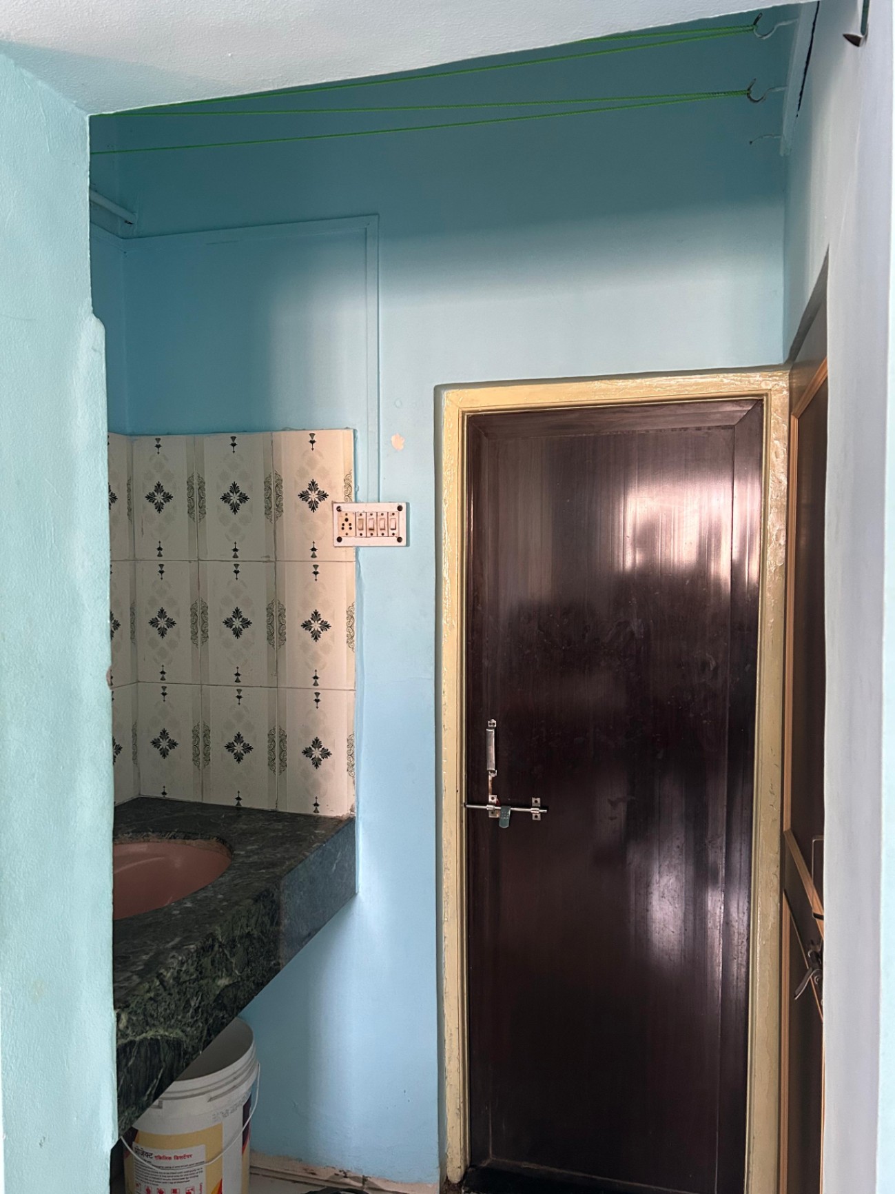 https://findmyroom-property-images-india.s3.ap-south-1.amazonaws.com/gaxkz-1770291638400-46455