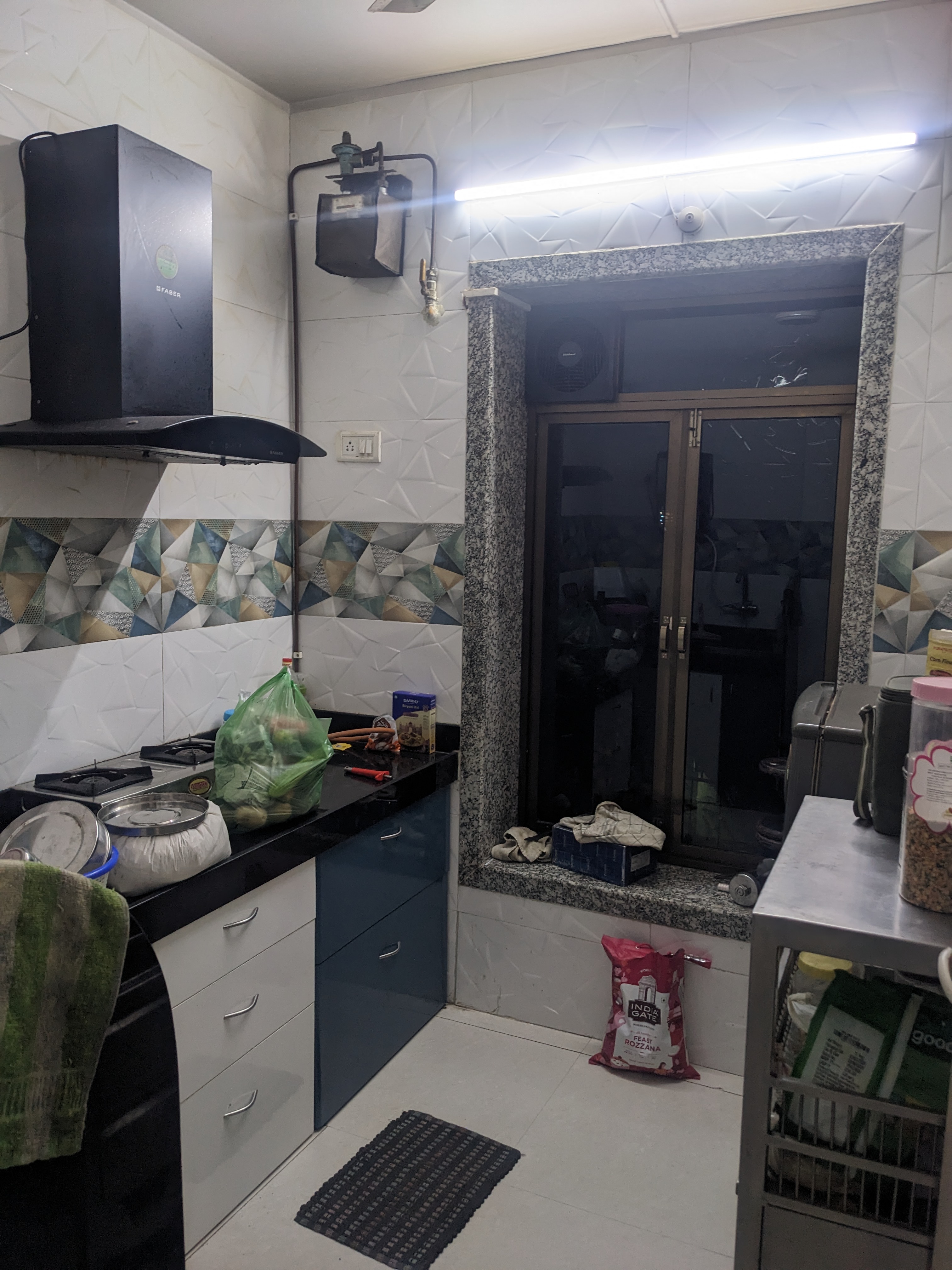 https://findmyroom-property-images-india.s3.ap-south-1.amazonaws.com/gazmu-1755448280298-21521.jpg