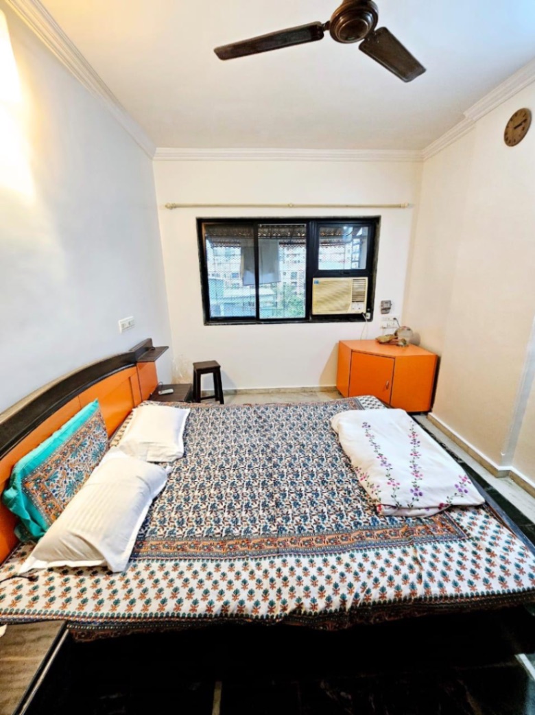 https://findmyroom-property-images-india.s3.ap-south-1.amazonaws.com/gcdjq-1760861540516-36554