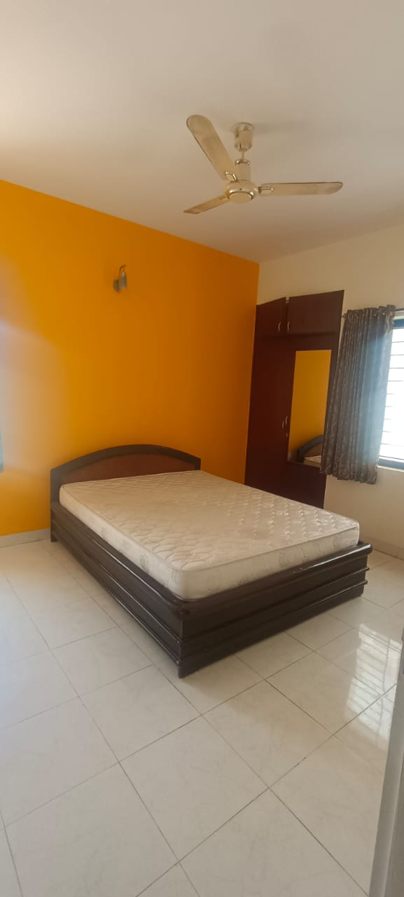 https://findmyroom-property-images-india.s3.ap-south-1.amazonaws.com/gemem-1679121779671-30252.jpeg
