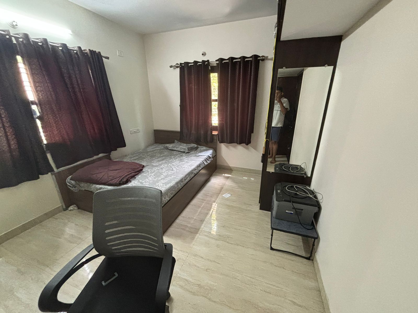 https://findmyroom-property-images-india.s3.ap-south-1.amazonaws.com/gflga-1717675877128-58654.jpg