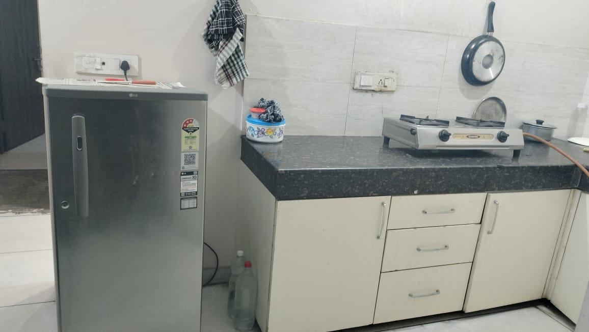 https://findmyroom-property-images-india.s3.ap-south-1.amazonaws.com/gouhn-1759834331819-08860