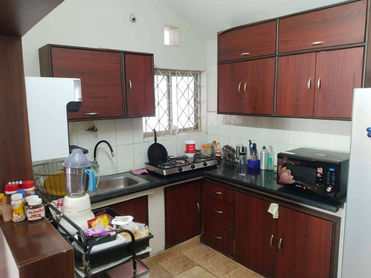 https://findmyroom-property-images-india.s3.ap-south-1.amazonaws.com/gpkeu-1766663049193-54582