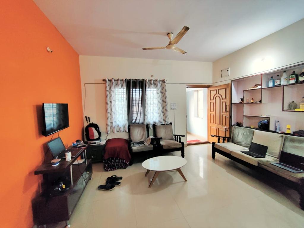 https://findmyroom-property-images-india.s3.ap-south-1.amazonaws.com/grcus-1713366510890-66638.jpg