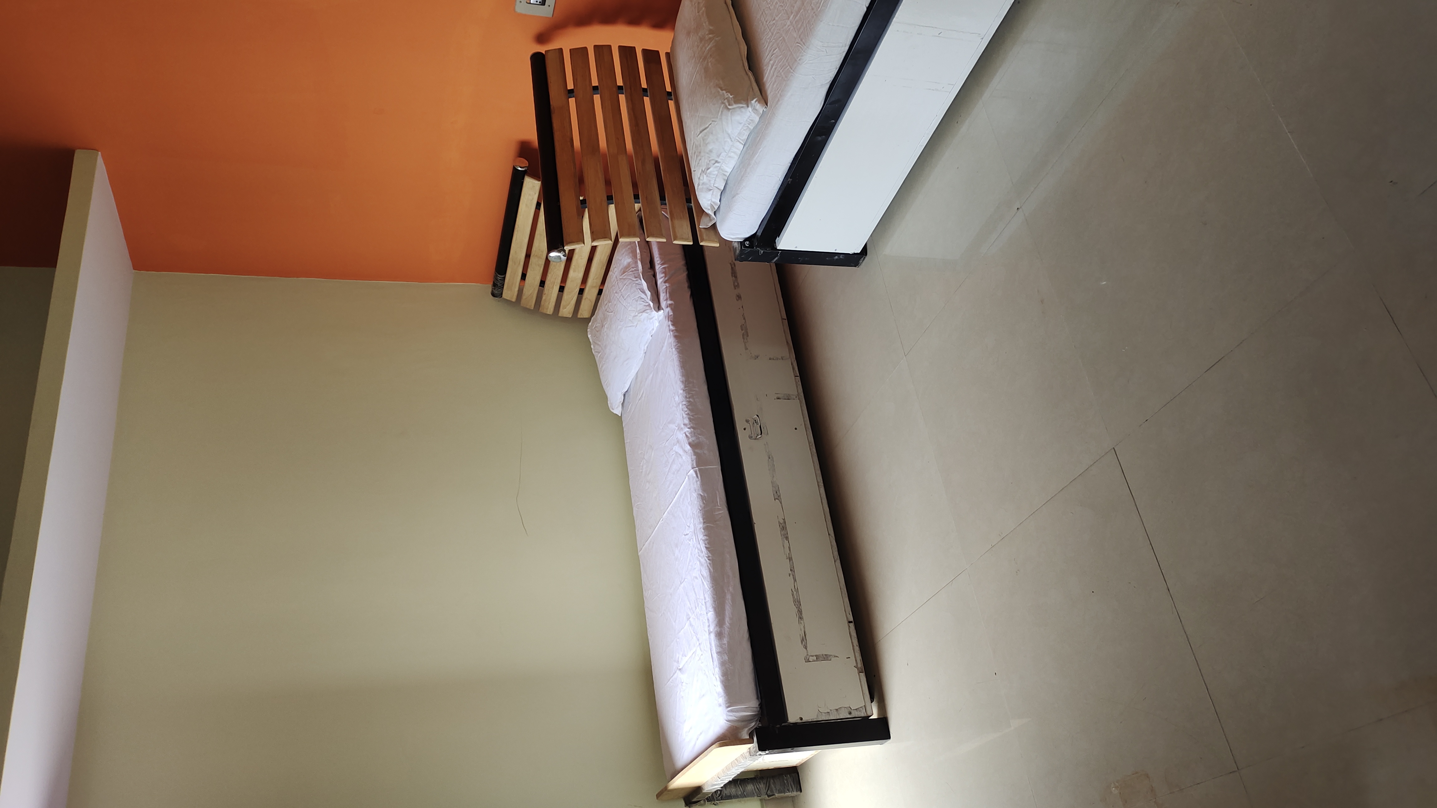https://findmyroom-property-images-india.s3.ap-south-1.amazonaws.com/gruqi-1732891936556-77854.jpg
