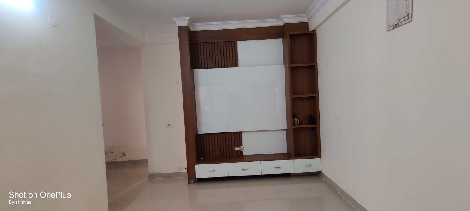 https://findmyroom-property-images-india.s3.ap-south-1.amazonaws.com/gthvo-1704719603943-40786.jpeg