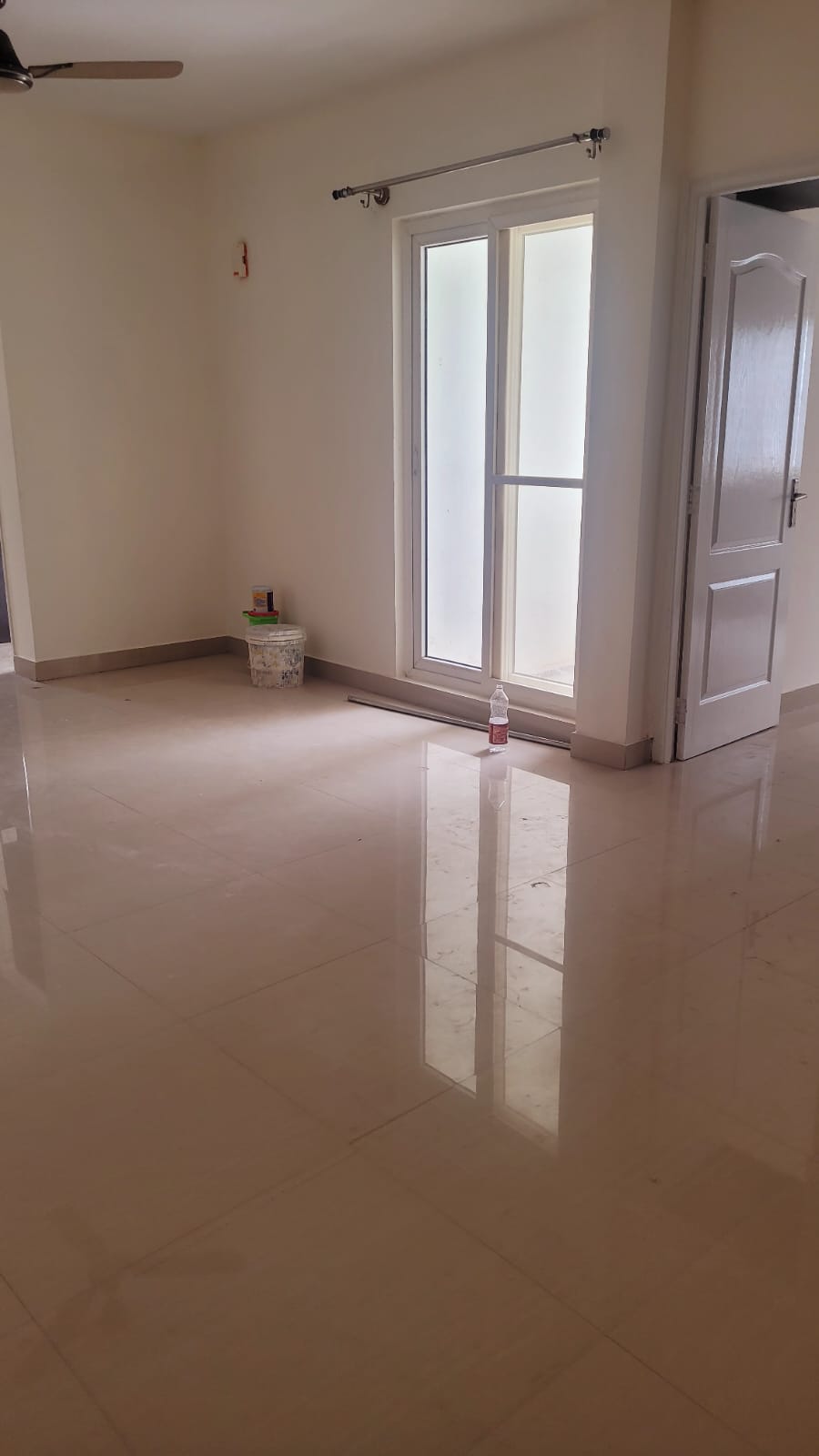 https://findmyroom-property-images-india.s3.ap-south-1.amazonaws.com/gvvbp-1697537401055-04726.jpg