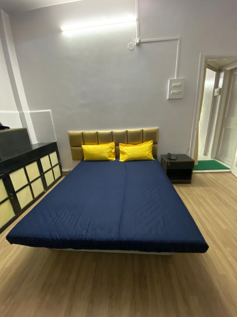 https://findmyroom-property-images-india.s3.ap-south-1.amazonaws.com/gzovx-1645080604433-51058.jpeg