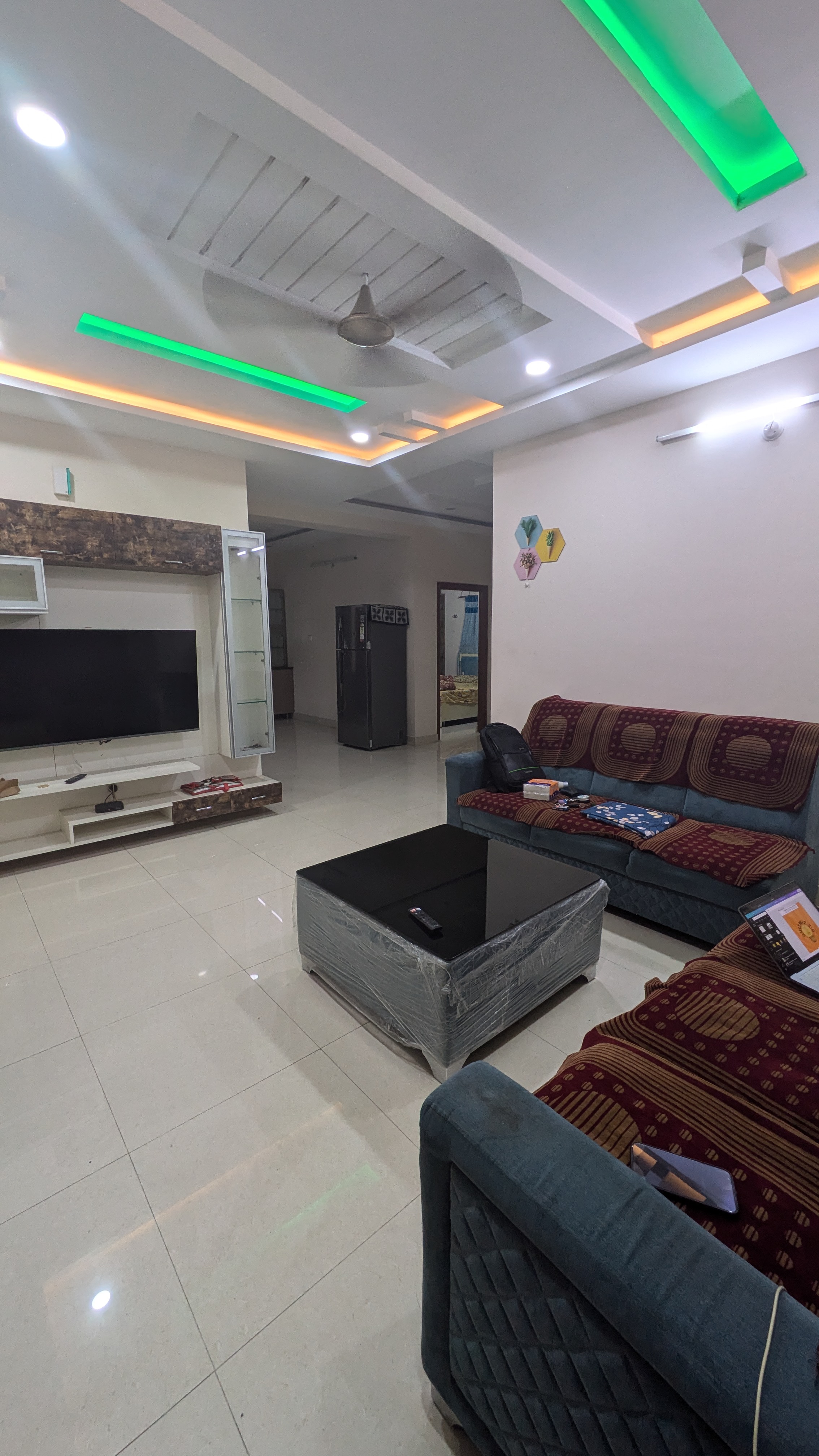 https://findmyroom-property-images-india.s3.ap-south-1.amazonaws.com/hdjbo-1726262514393-13830.jpg