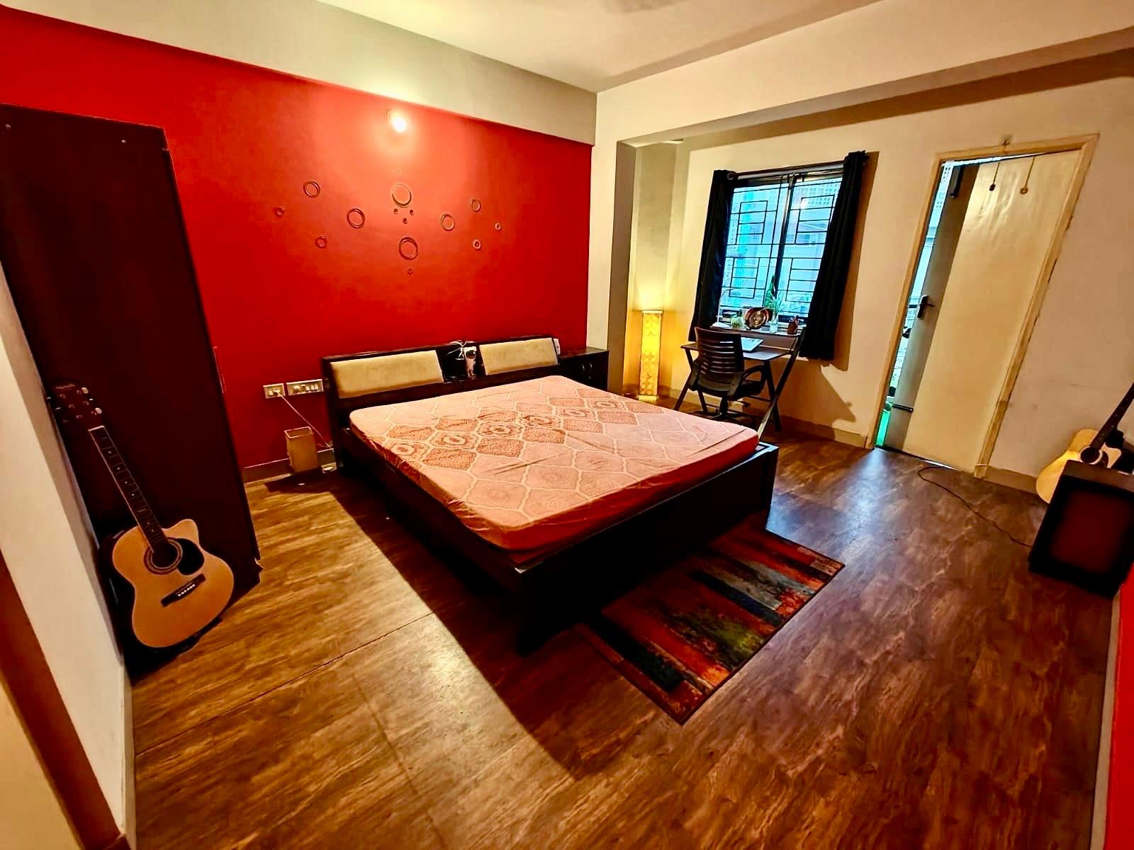 https://findmyroom-property-images-india.s3.ap-south-1.amazonaws.com/hdjnk-1746685735599-06877.jpeg