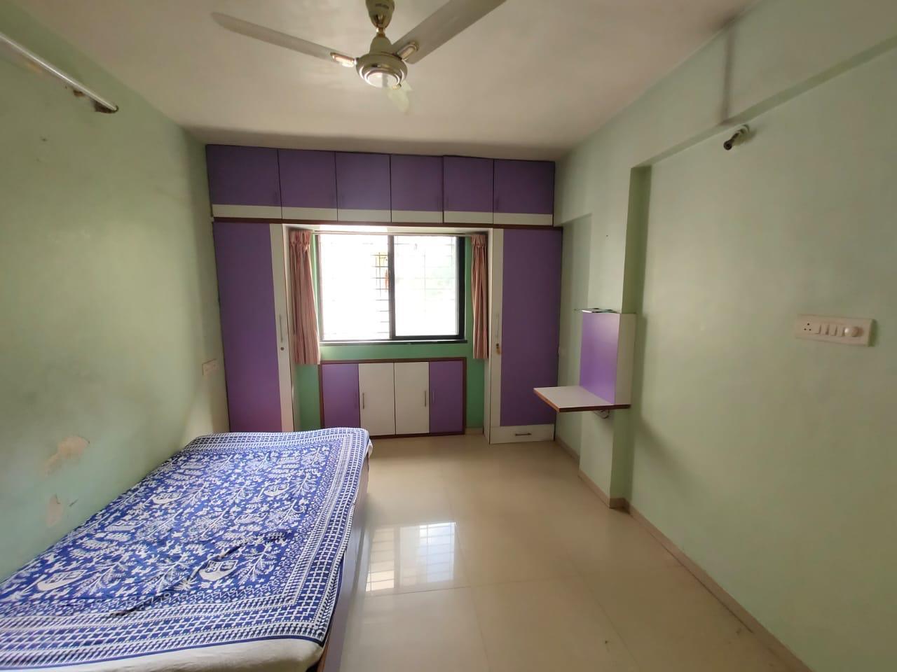 https://findmyroom-property-images-india.s3.ap-south-1.amazonaws.com/hdukg-1765264474100-53731