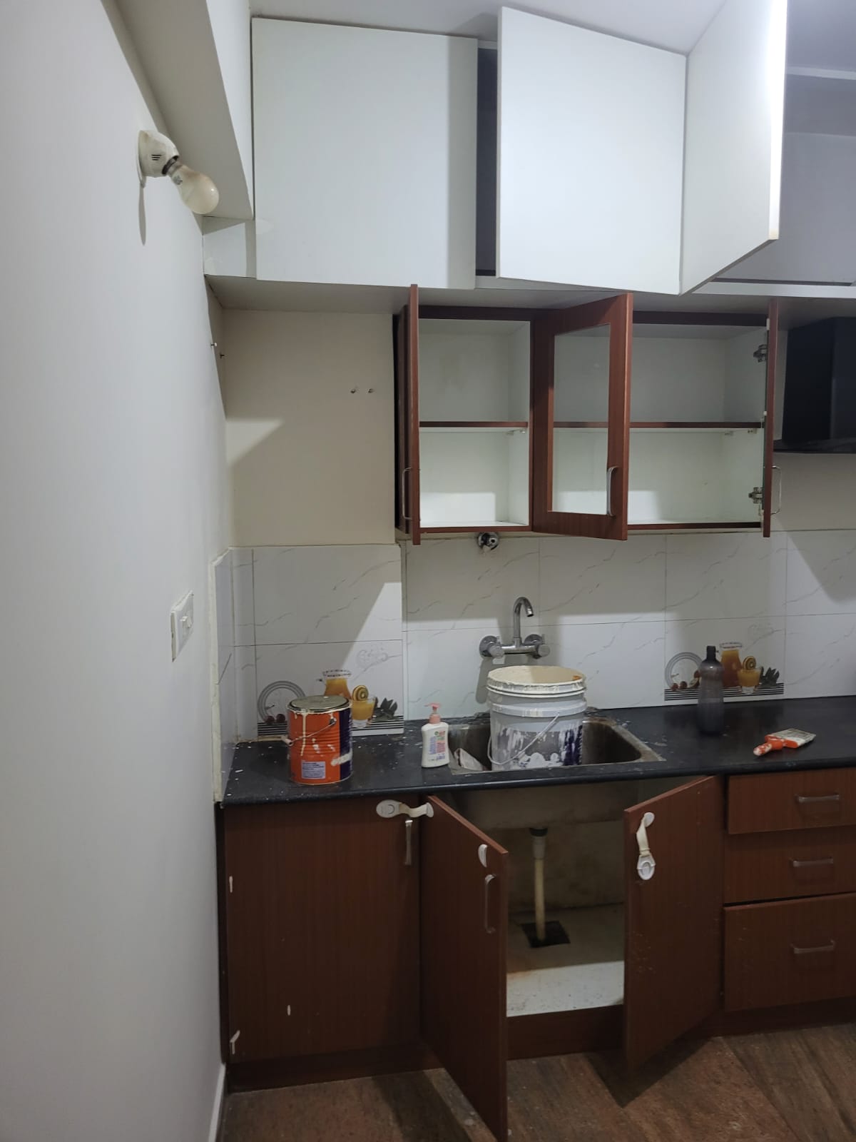 https://findmyroom-property-images-india.s3.ap-south-1.amazonaws.com/hipqa-1710157487925-47061.jpg