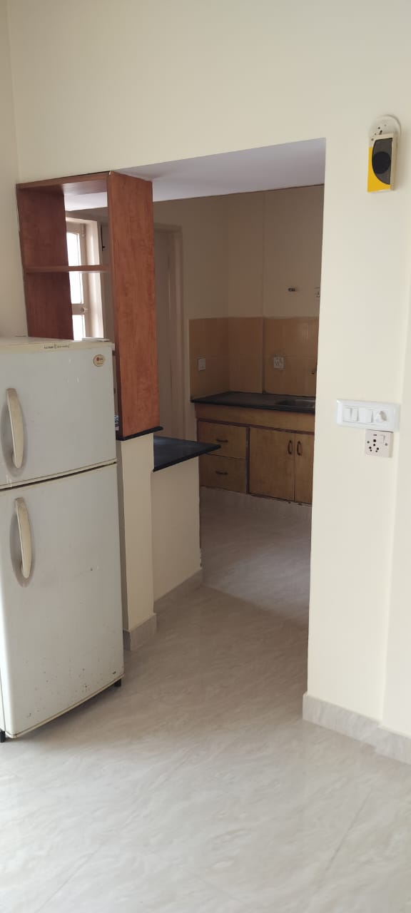 https://findmyroom-property-images-india.s3.ap-south-1.amazonaws.com/hismv-1717336718813-55238.jpg