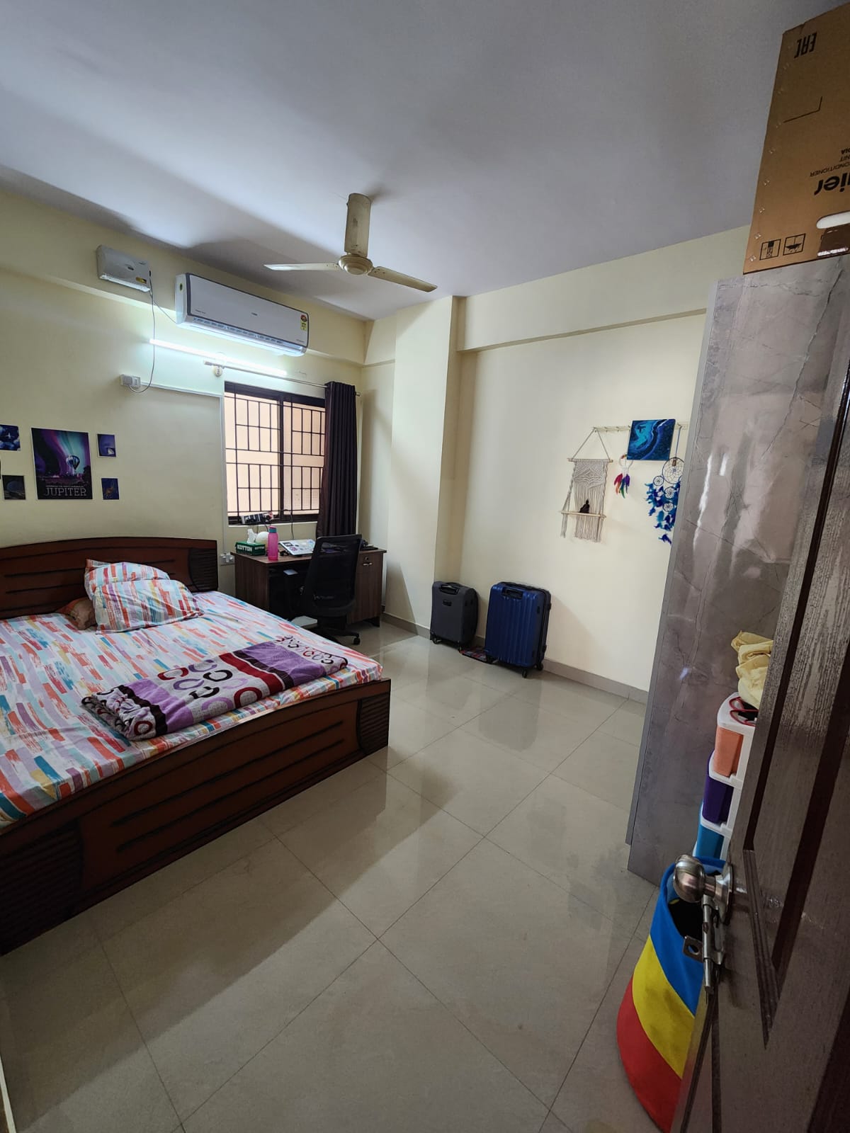 https://findmyroom-property-images-india.s3.ap-south-1.amazonaws.com/hmgam-1716006720726-01620.jpg