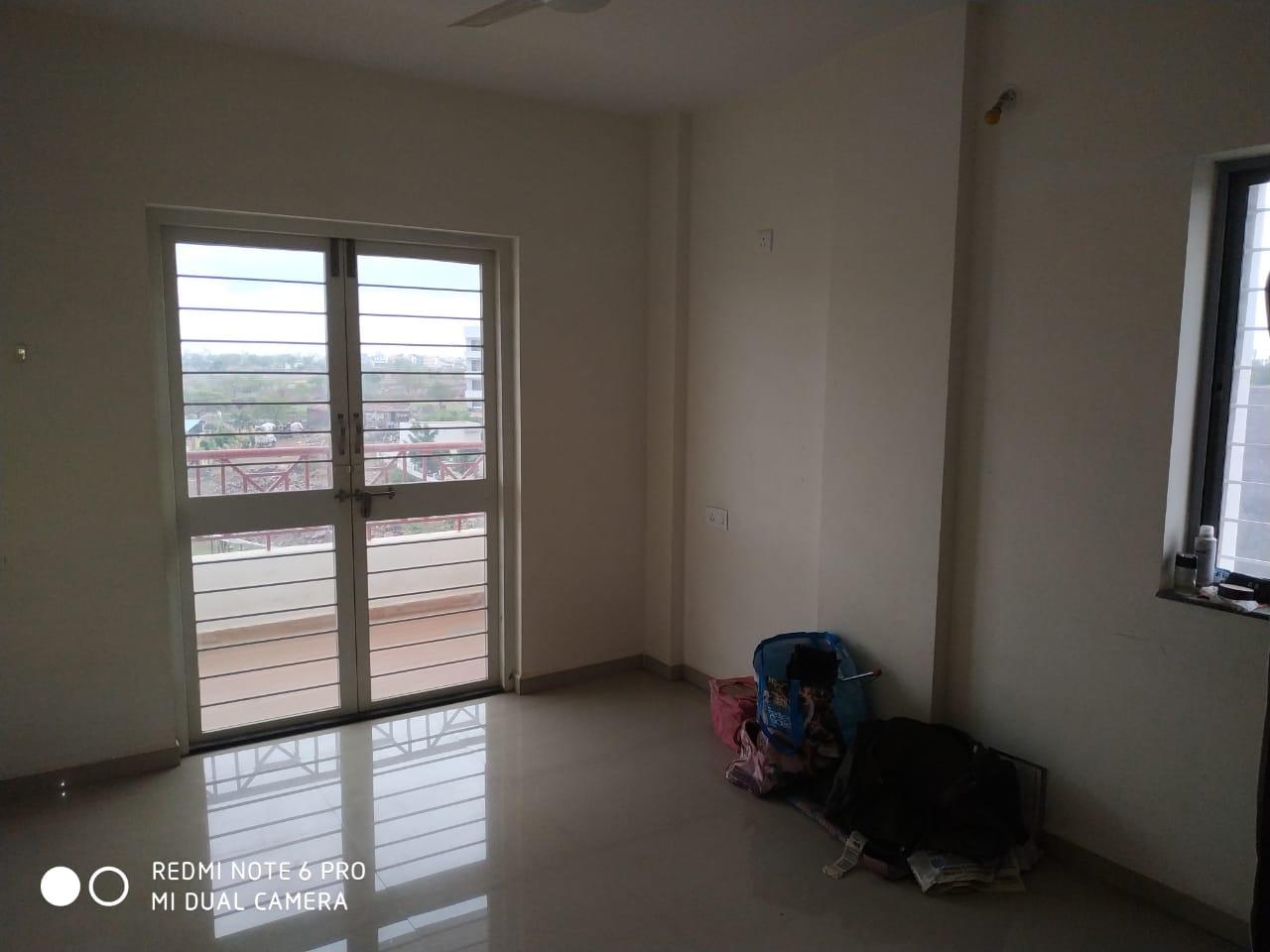 https://findmyroom-property-images-india.s3.ap-south-1.amazonaws.com/hmiky-1667986168830-15205.jpeg