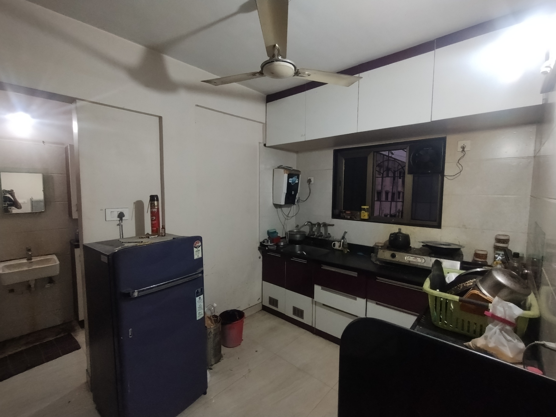 https://findmyroom-property-images-india.s3.ap-south-1.amazonaws.com/hnwjy-1768733969001-66142