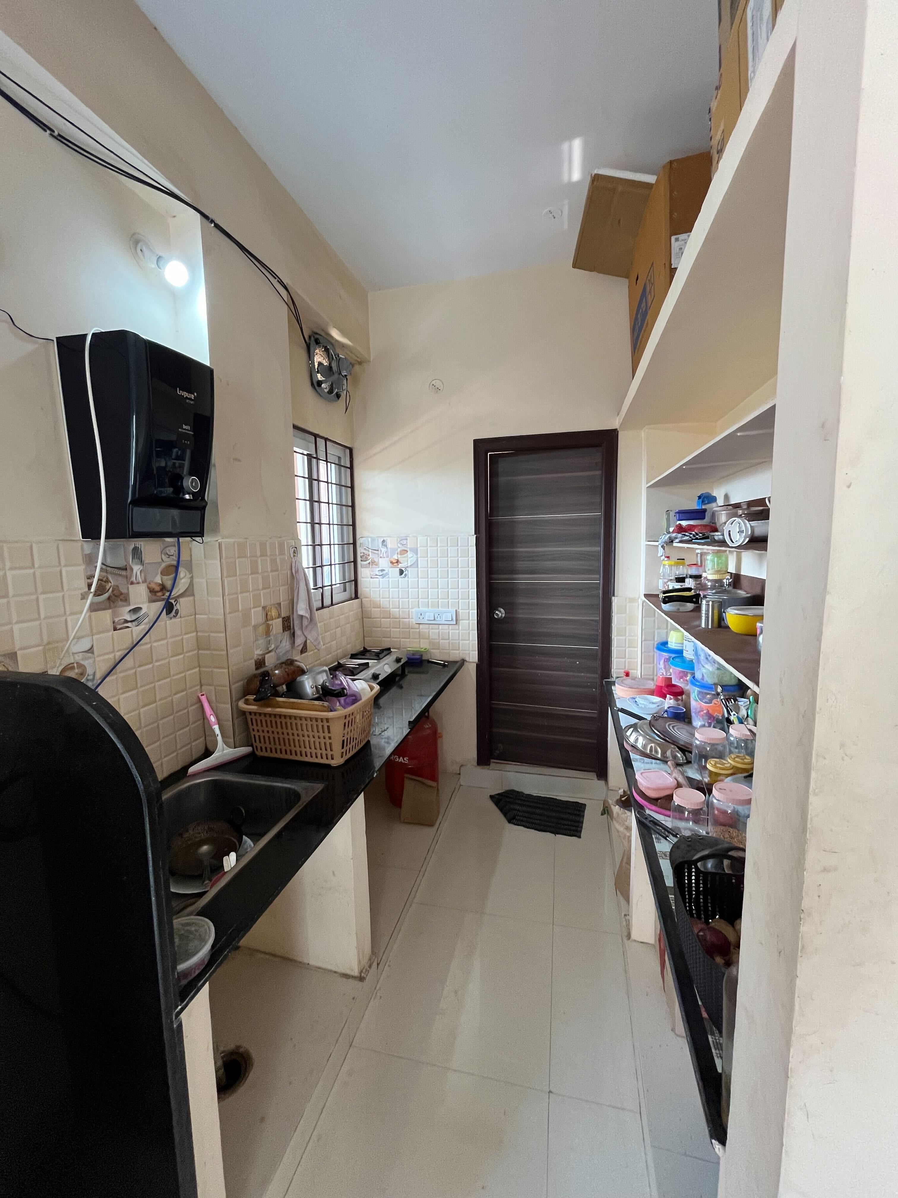 https://findmyroom-property-images-india.s3.ap-south-1.amazonaws.com/hphls-1728575166231-16775.jpg