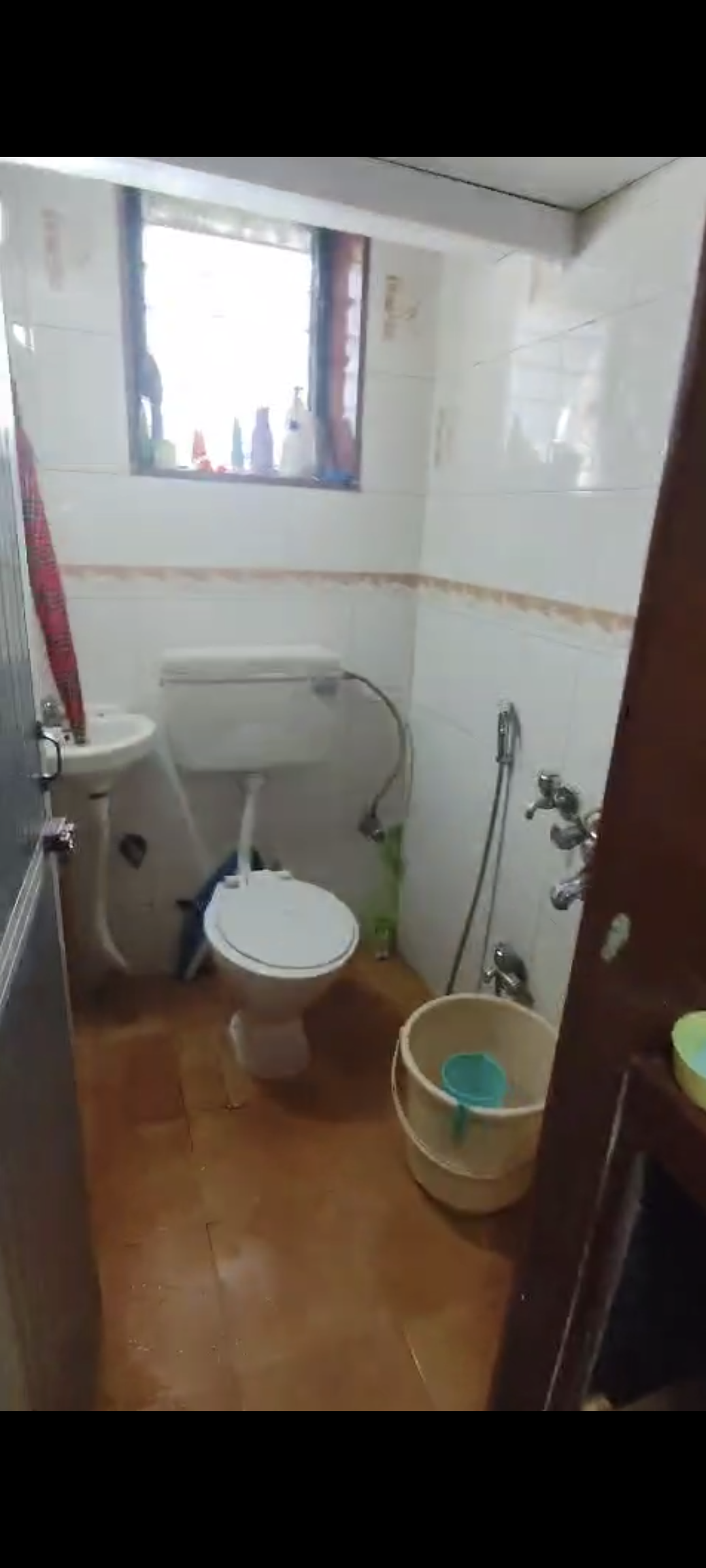 https://findmyroom-property-images-india.s3.ap-south-1.amazonaws.com/hvdxa-1750655484052-86837.png