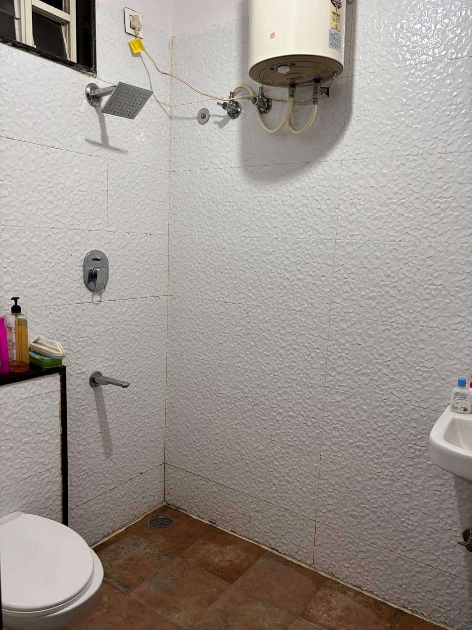 https://findmyroom-property-images-india.s3.ap-south-1.amazonaws.com/iakyp-1760114511290-16728