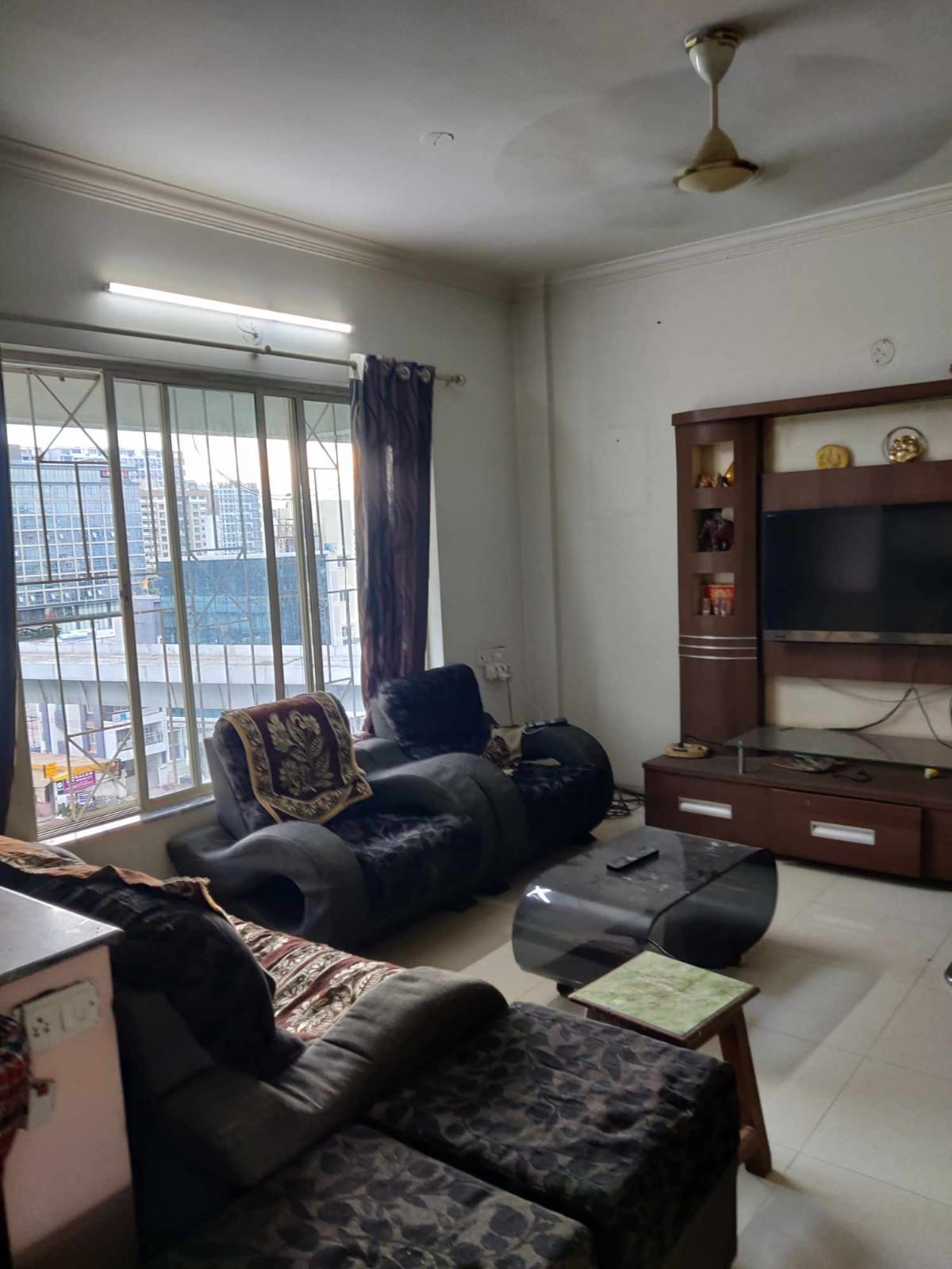 https://findmyroom-property-images-india.s3.ap-south-1.amazonaws.com/ibapv-1752128013671-50083.jpeg