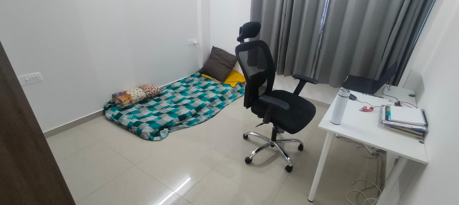 https://findmyroom-property-images-india.s3.ap-south-1.amazonaws.com/idfee-1719152118026-65522.jpg