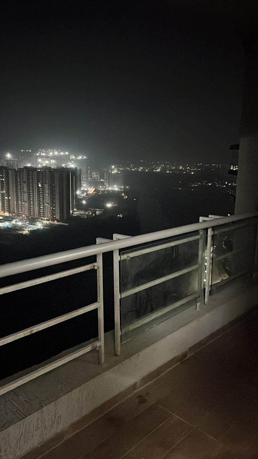 https://findmyroom-property-images-india.s3.ap-south-1.amazonaws.com/iecdb-1728879385978-30606.jpg