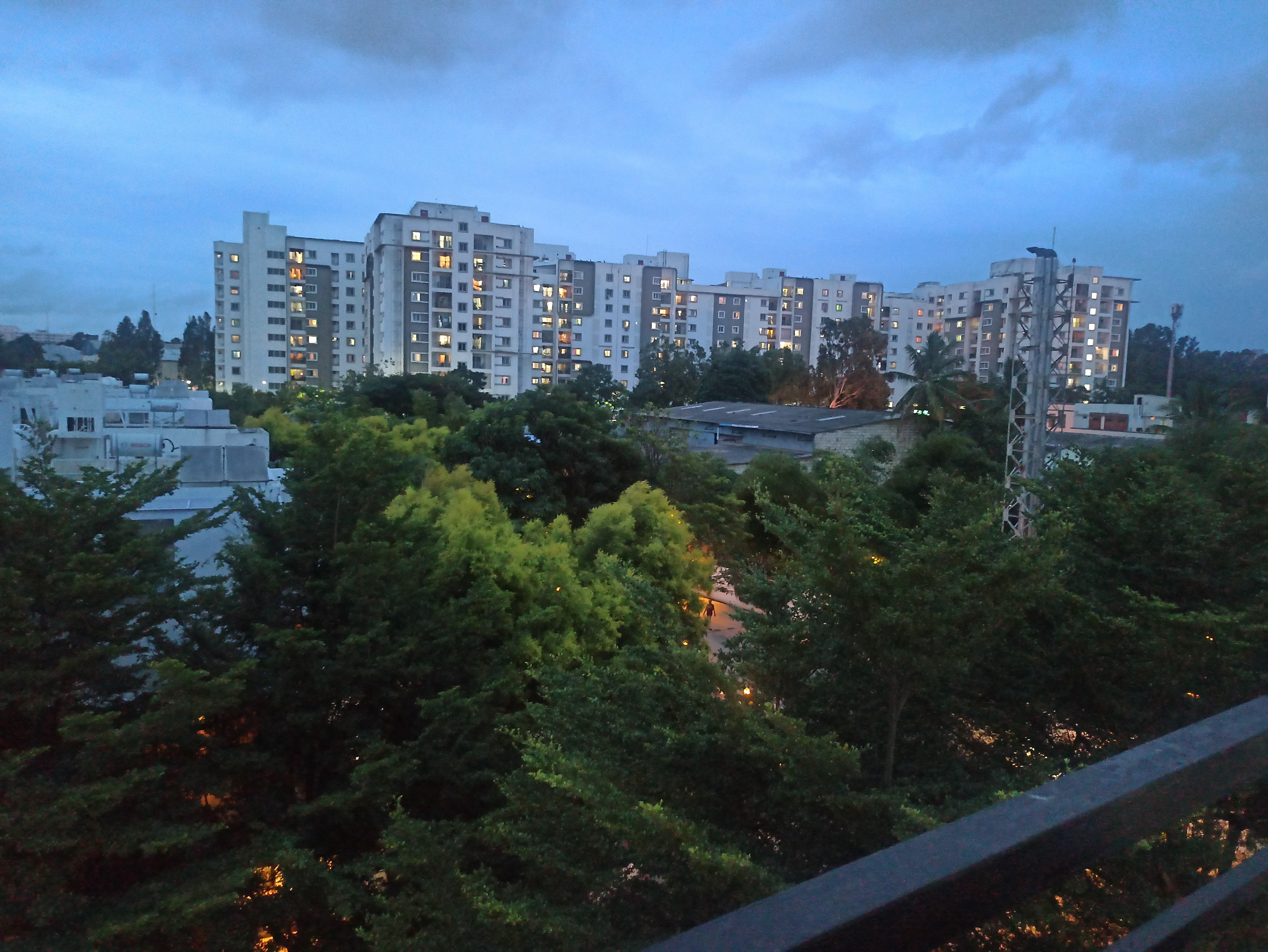 https://findmyroom-property-images-india.s3.ap-south-1.amazonaws.com/ienuy-1704477343266-61384.jpg