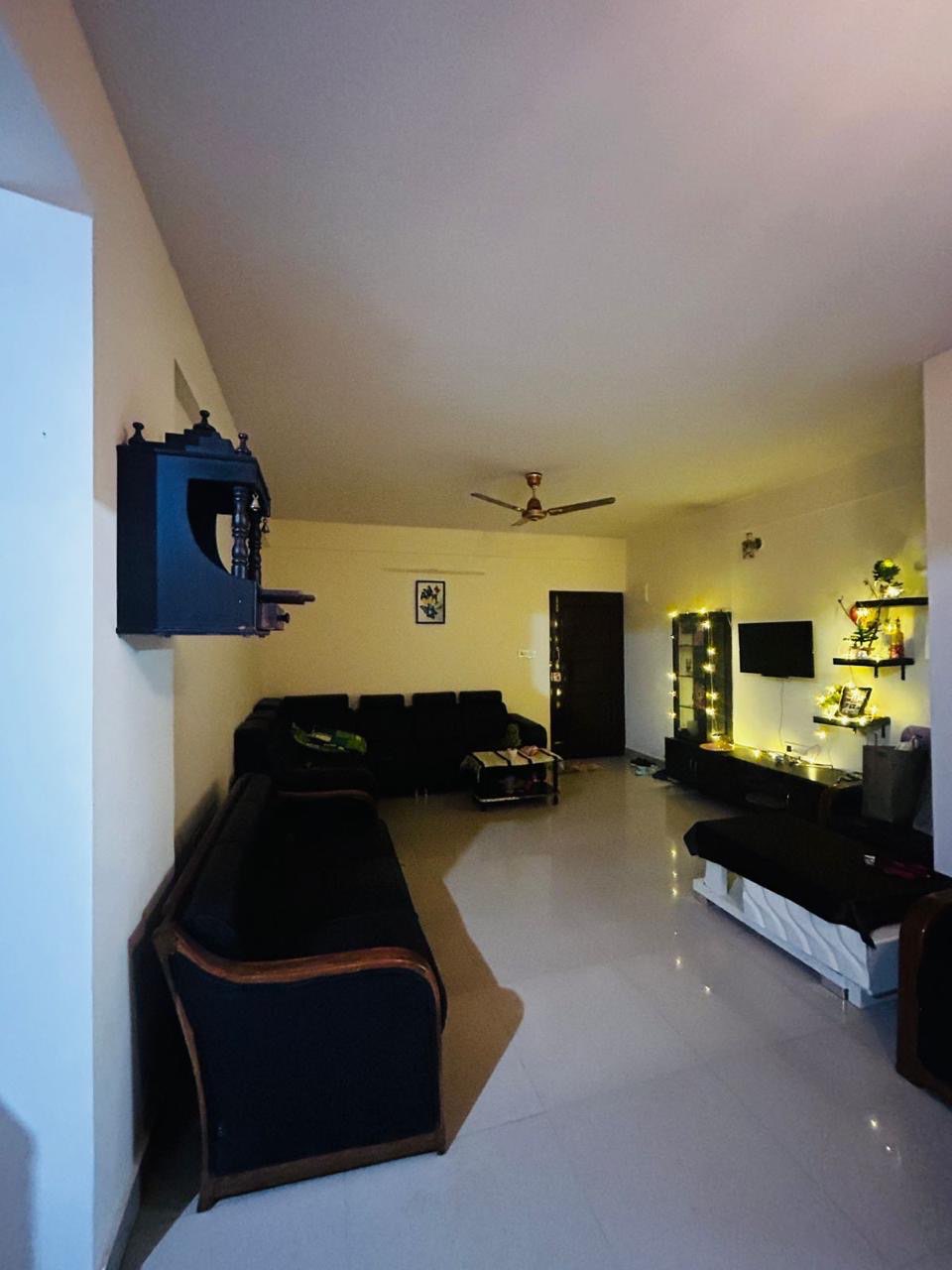 https://findmyroom-property-images-india.s3.ap-south-1.amazonaws.com/ieoop-1773176767002-43117