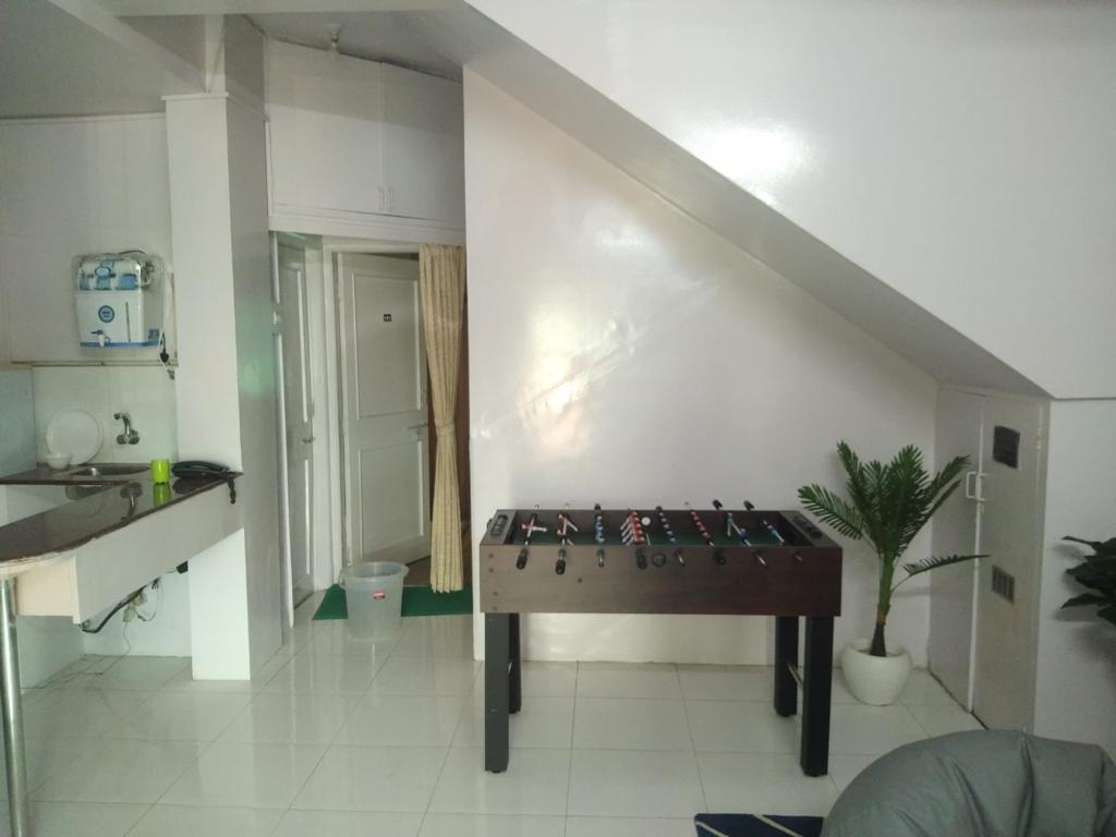 https://findmyroom-property-images-india.s3.ap-south-1.amazonaws.com/ifhvu-1645080604439-05768.jpeg