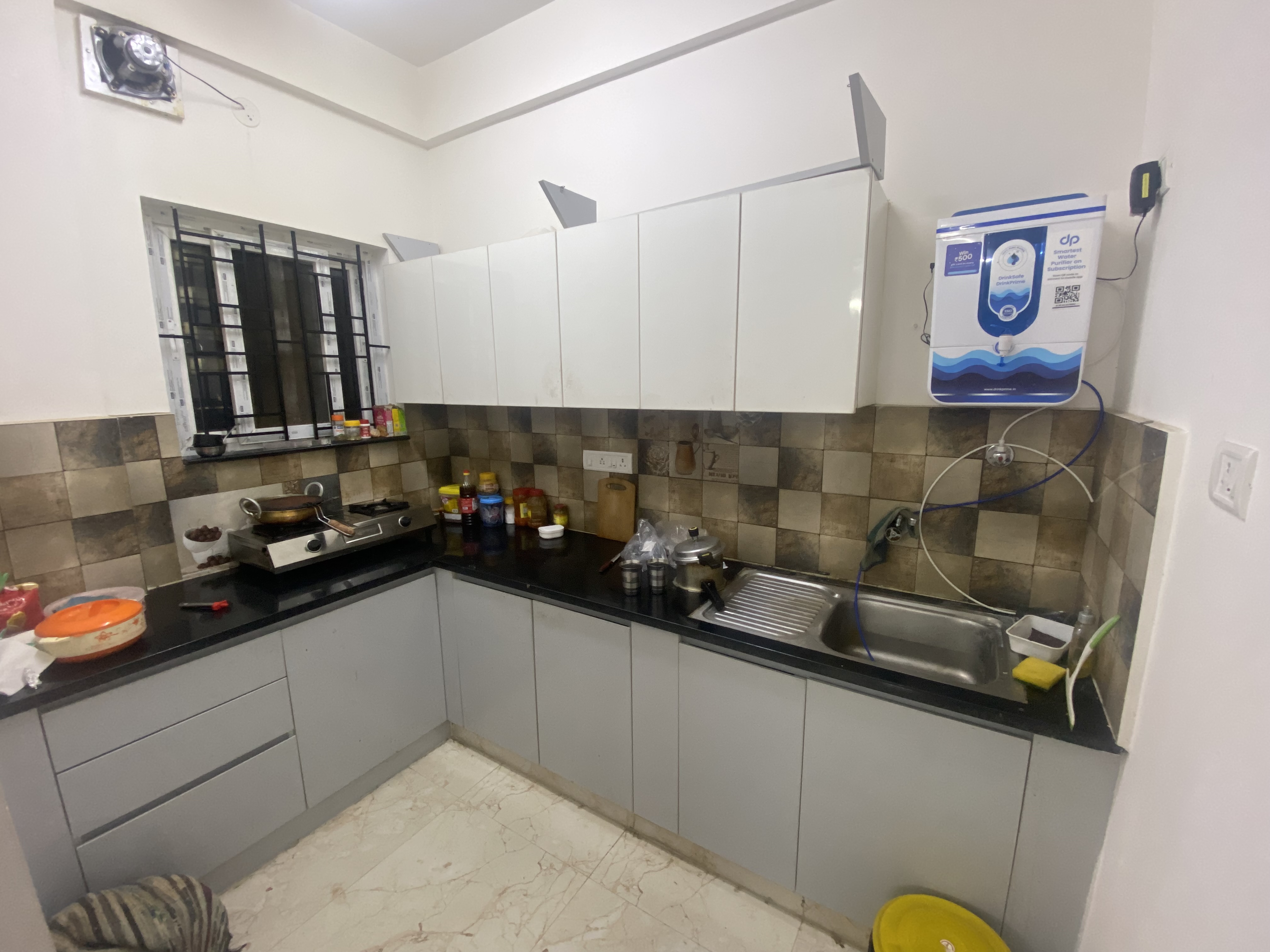 https://findmyroom-property-images-india.s3.ap-south-1.amazonaws.com/ifrym-1691744271946-28384.jpeg
