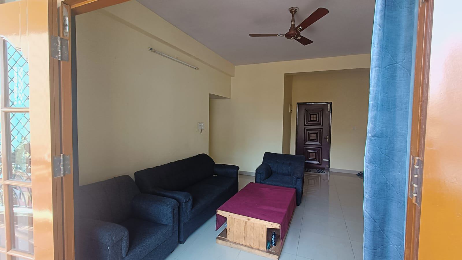https://findmyroom-property-images-india.s3.ap-south-1.amazonaws.com/ignom-1762366092984-01787