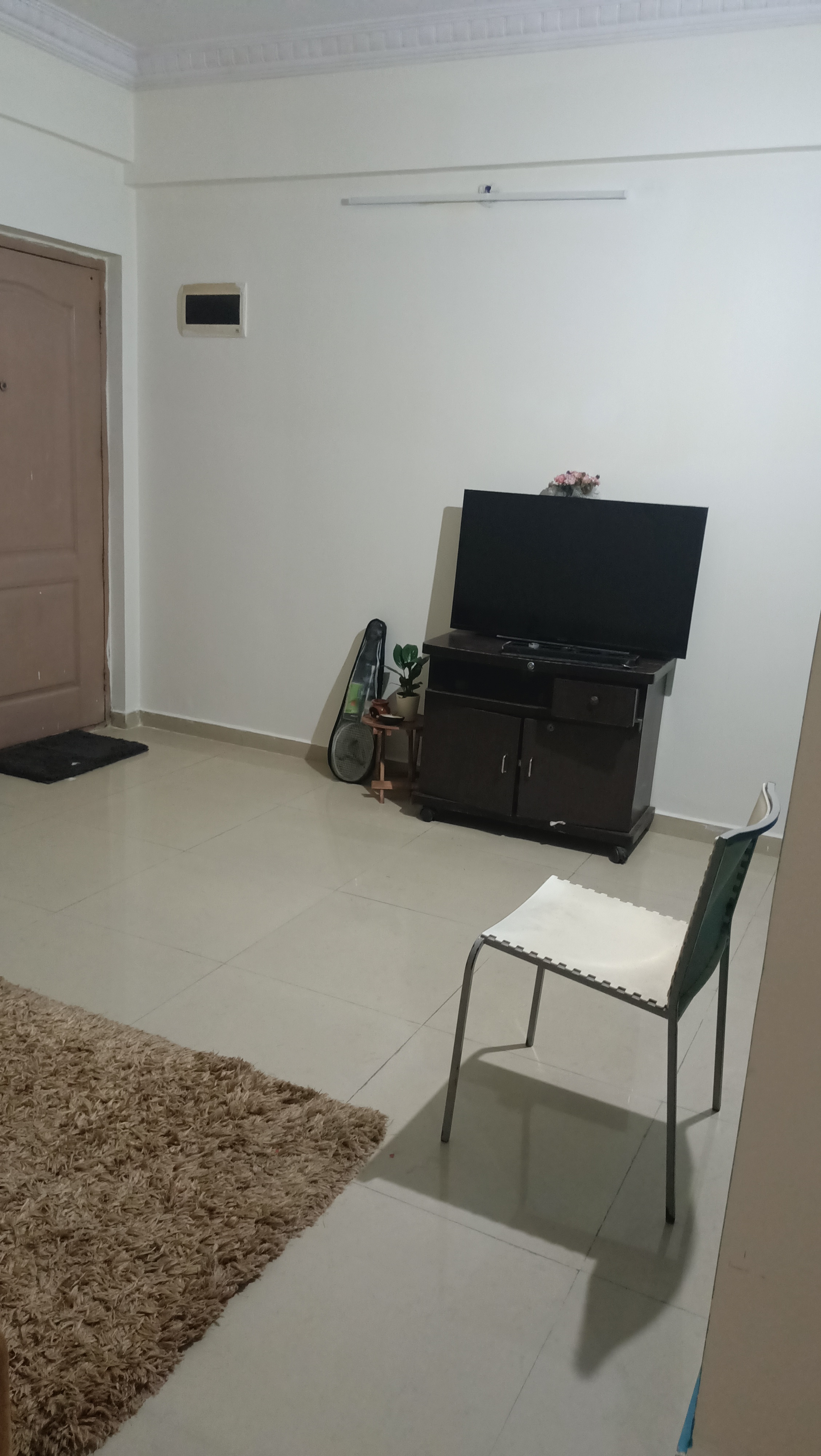 https://findmyroom-property-images-india.s3.ap-south-1.amazonaws.com/iieik-1753323027405-71461.jpg