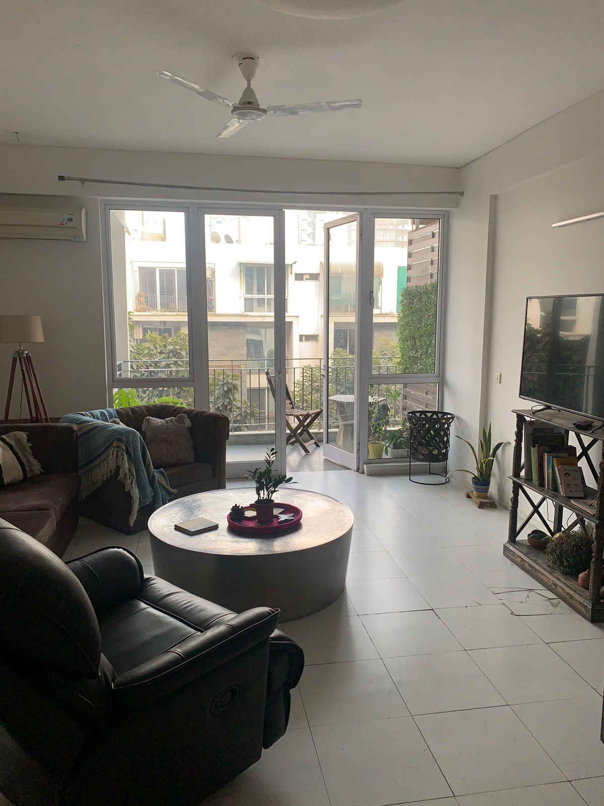 https://findmyroom-property-images-india.s3.ap-south-1.amazonaws.com/ijqou-1671621873499-27511.jpg