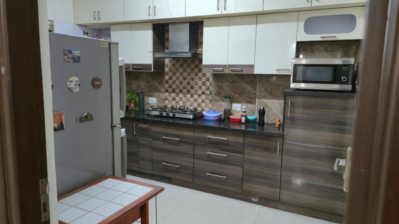 https://findmyroom-property-images-india.s3.ap-south-1.amazonaws.com/ikmre-1768652820158-72185