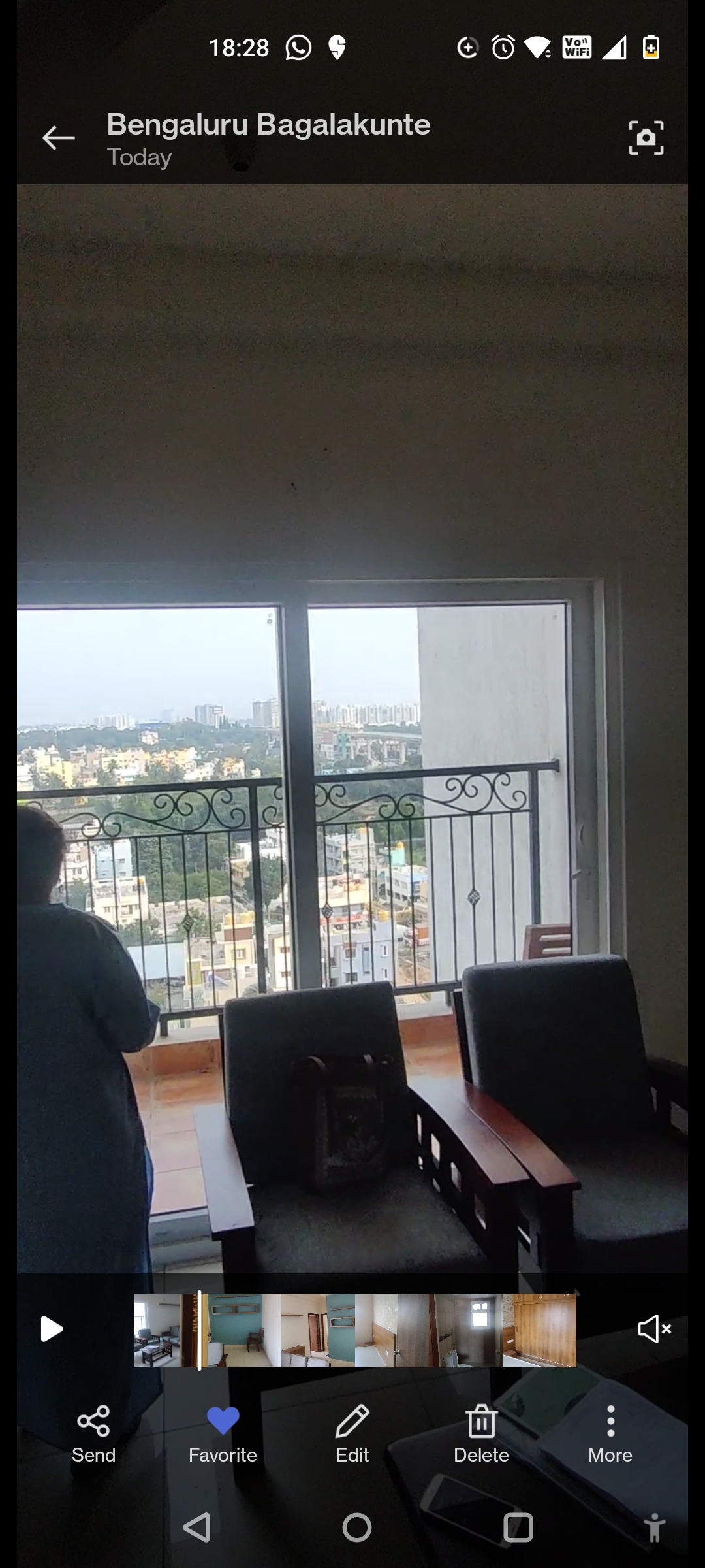 https://findmyroom-property-images-india.s3.ap-south-1.amazonaws.com/iowks-1669038509299-18501.jpg