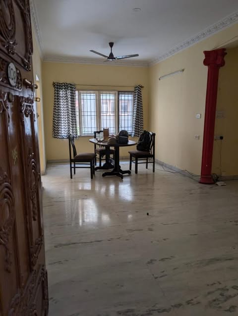 https://findmyroom-property-images-india.s3.ap-south-1.amazonaws.com/iskyb-1757850662307-30822.jpg