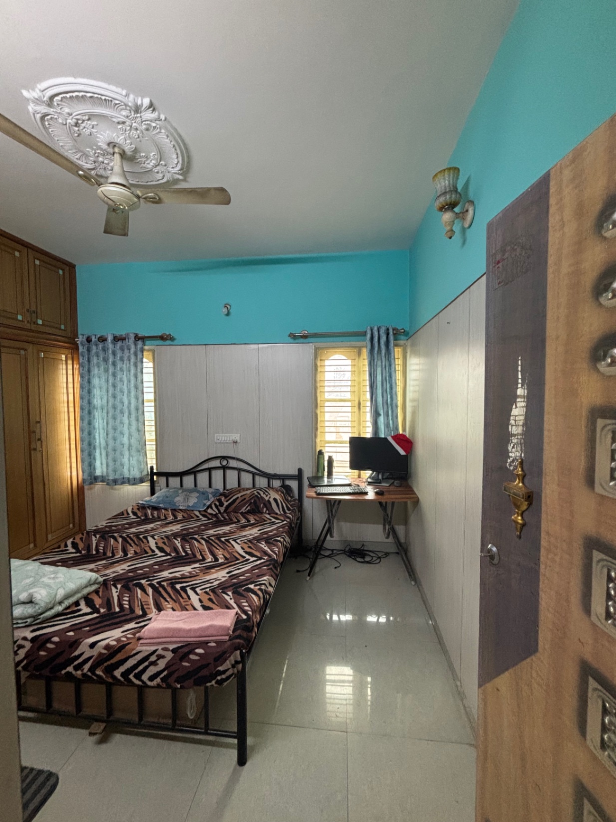 https://findmyroom-property-images-india.s3.ap-south-1.amazonaws.com/isscw-1768123132535-33287