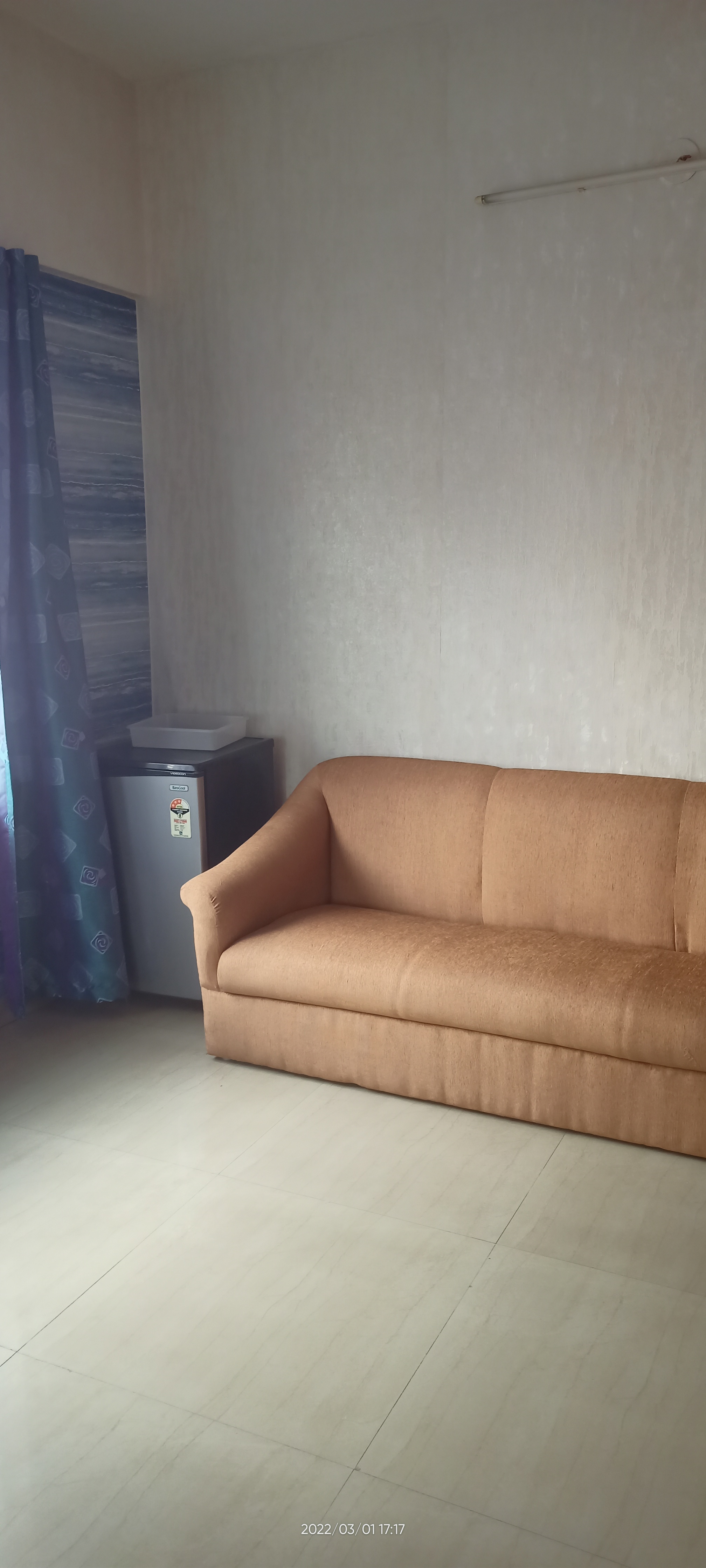 https://findmyroom-property-images-india.s3.ap-south-1.amazonaws.com/itgsw-1758019368683-42203.jpg