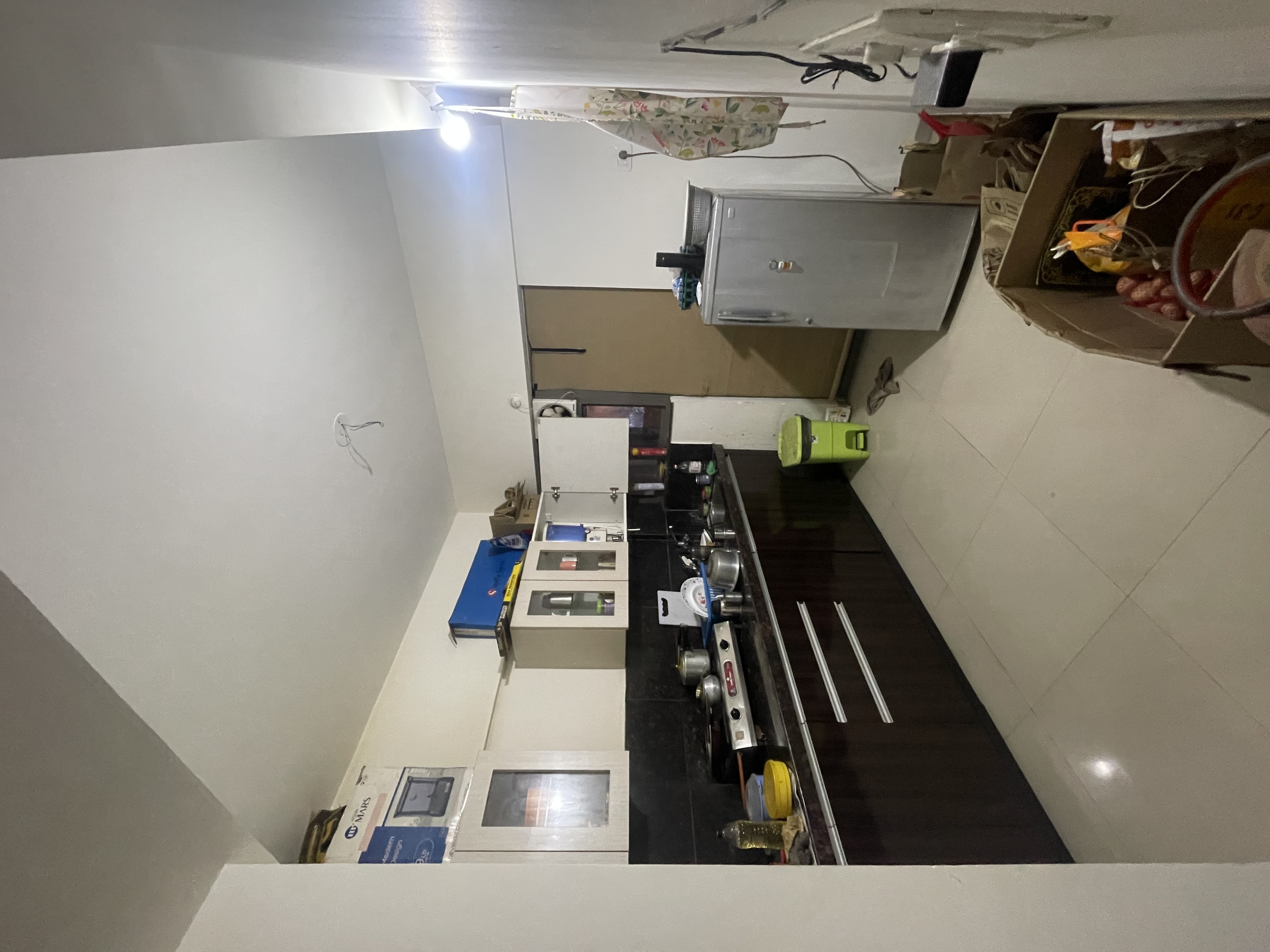 https://findmyroom-property-images-india.s3.ap-south-1.amazonaws.com/iuwmb-1738938597791-18082.jpeg