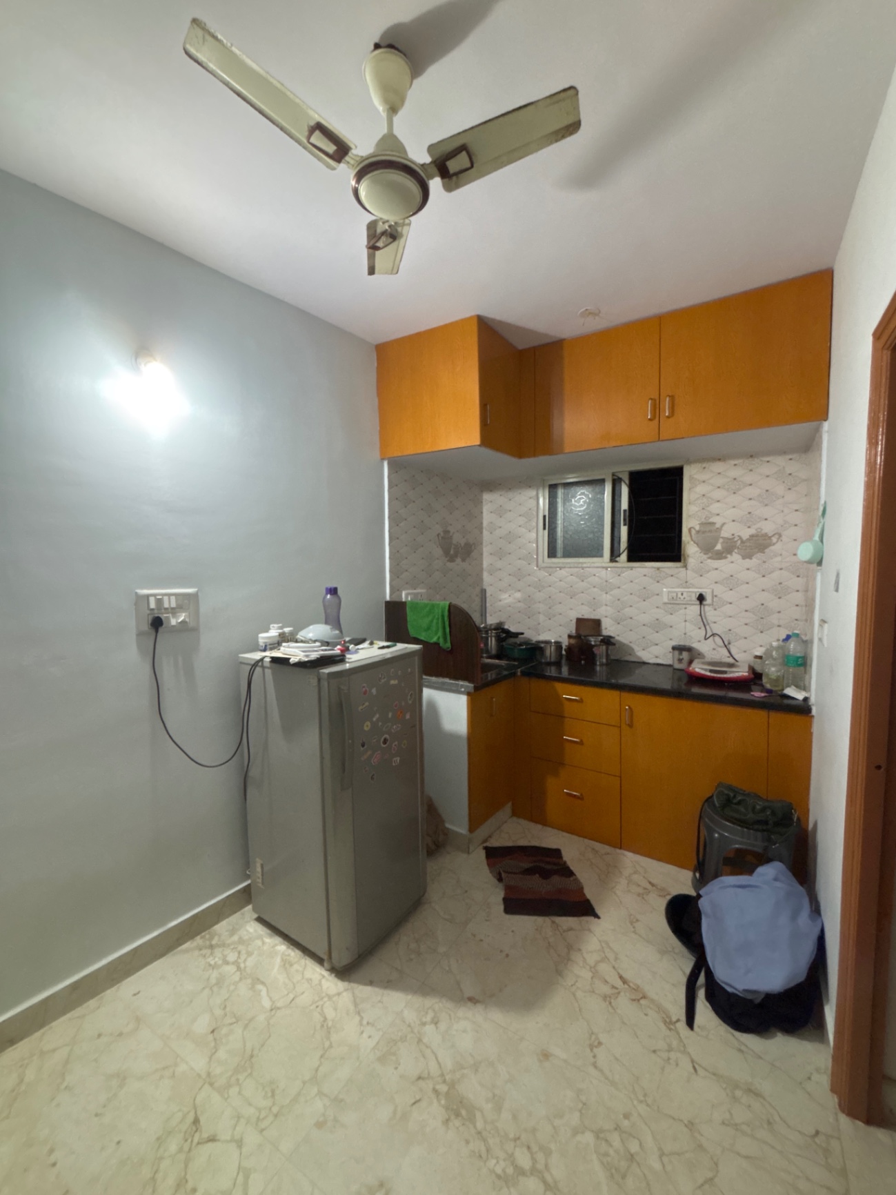 https://findmyroom-property-images-india.s3.ap-south-1.amazonaws.com/iwpuj-1760475816315-12354