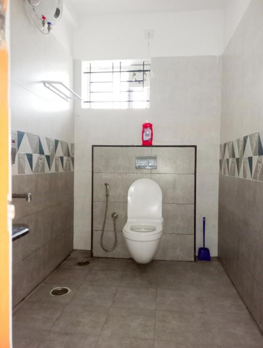 https://findmyroom-property-images-india.s3.ap-south-1.amazonaws.com/ixgbk-1693114179680-81543.jpg
