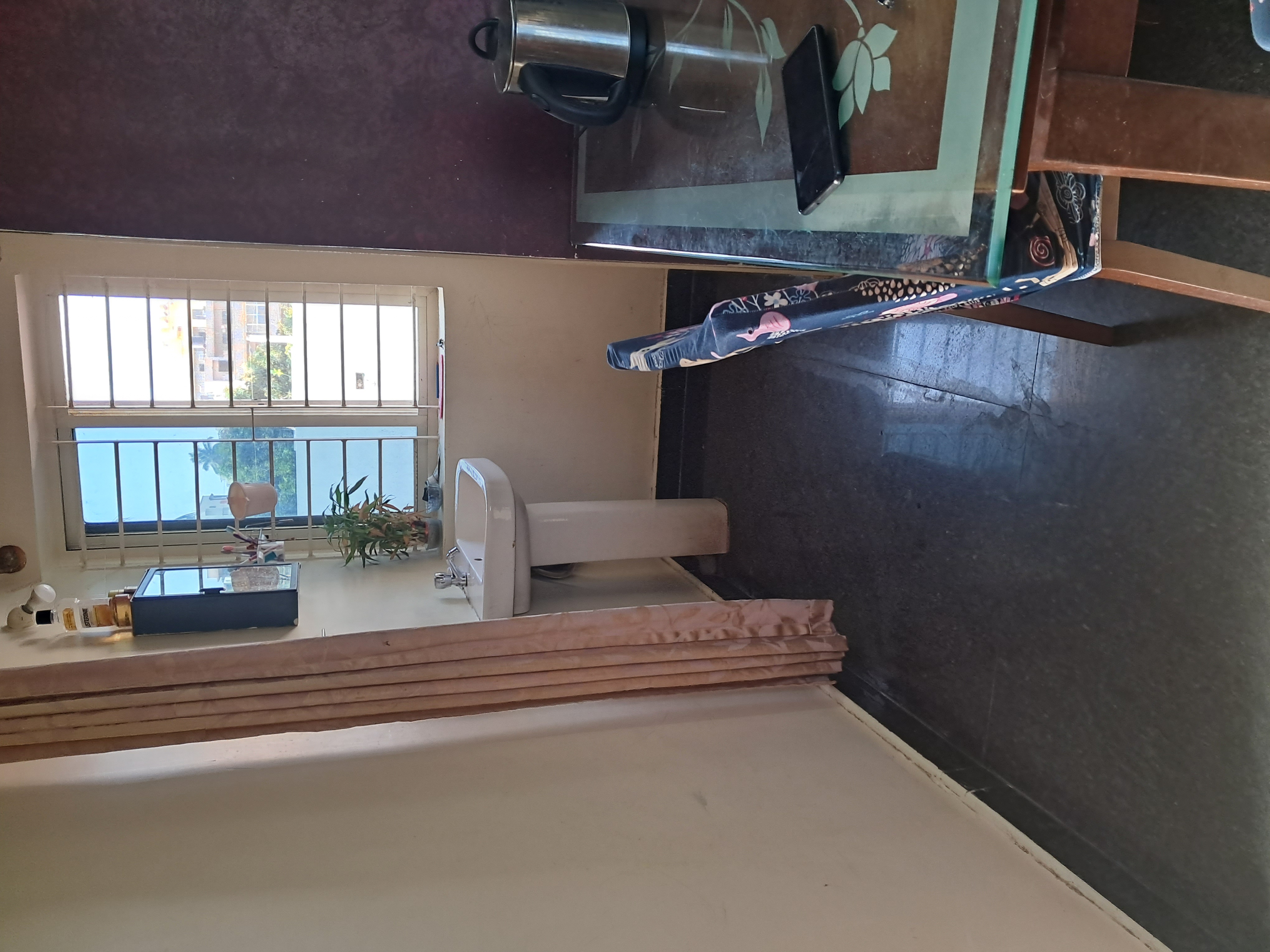 https://findmyroom-property-images-india.s3.ap-south-1.amazonaws.com/iyznb-1693623628466-37030.jpg