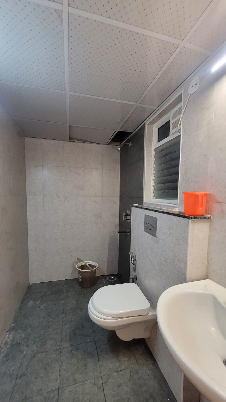 https://findmyroom-property-images-india.s3.ap-south-1.amazonaws.com/izgkk-1719142845284-63586.jpeg