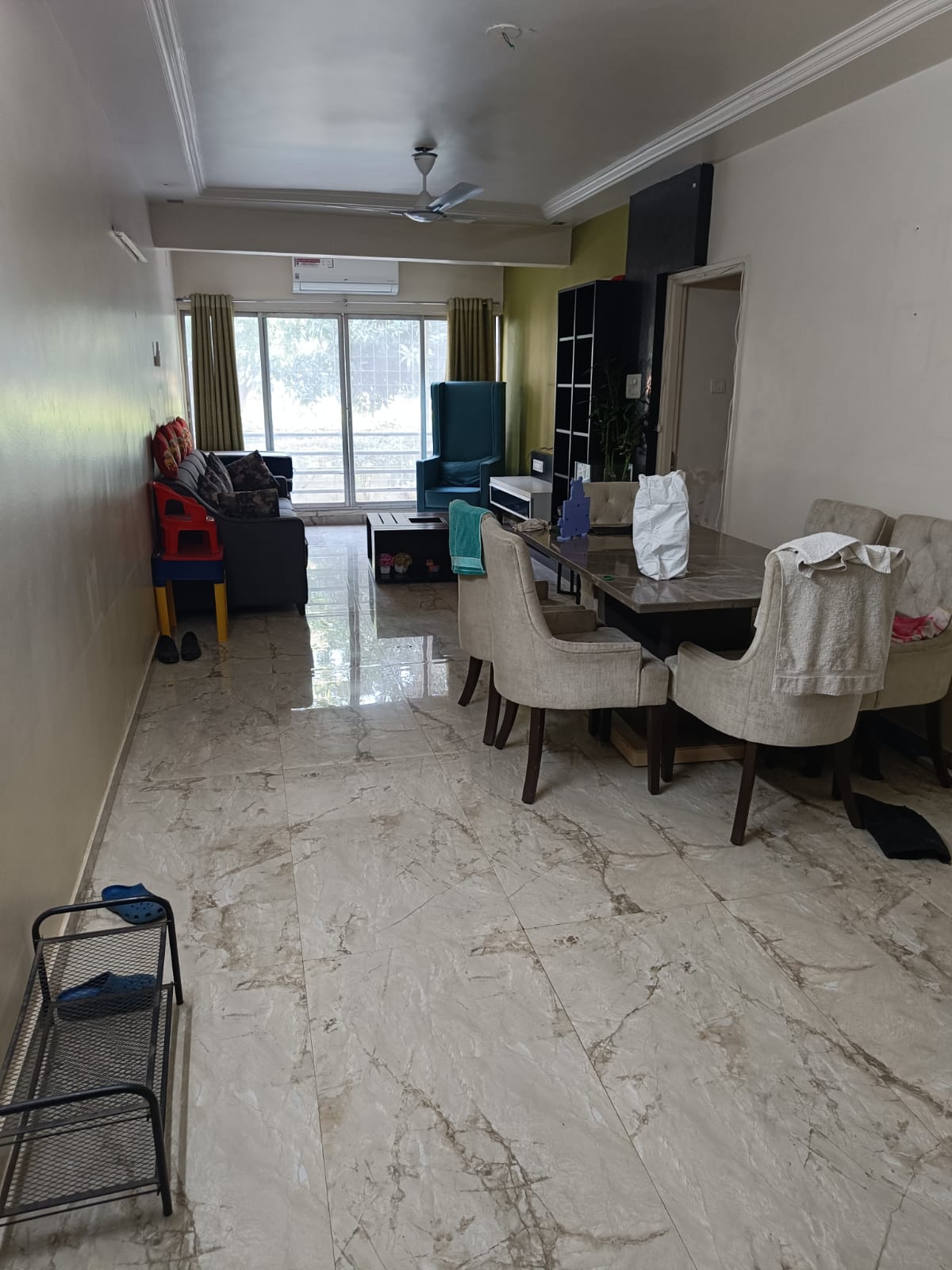 https://findmyroom-property-images-india.s3.ap-south-1.amazonaws.com/izwro-1713903916764-06431.jpg